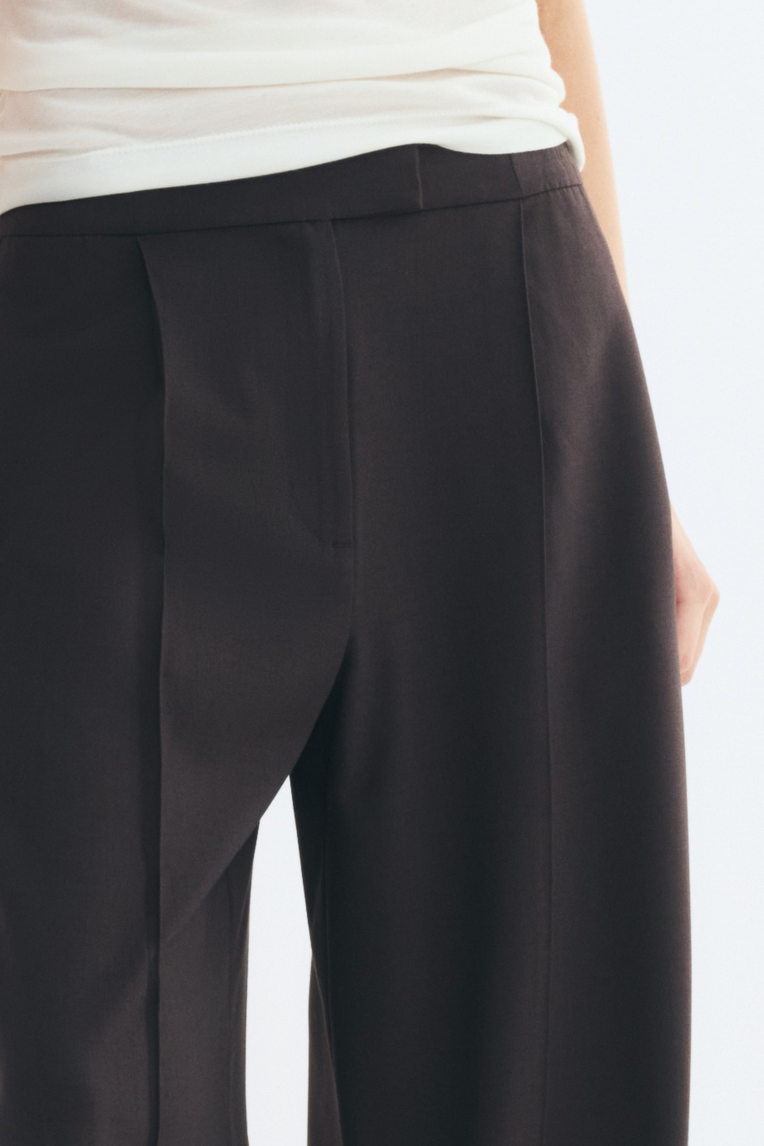 Женские брюки H&M Dressy Barrel-Leg, цвет: Тёмный коричневый — фото 3