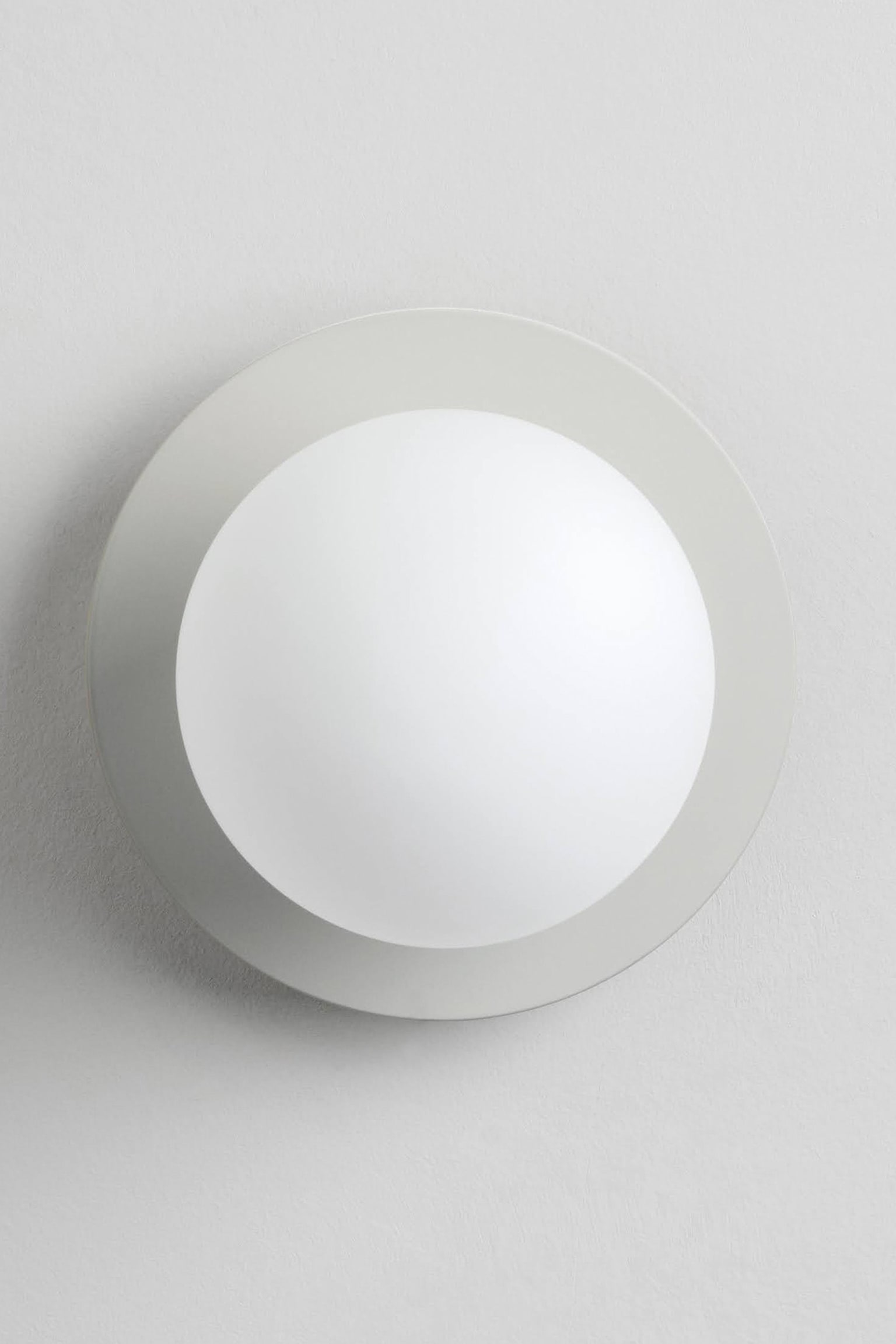 Opal Disk Wall Light - Sand - 1