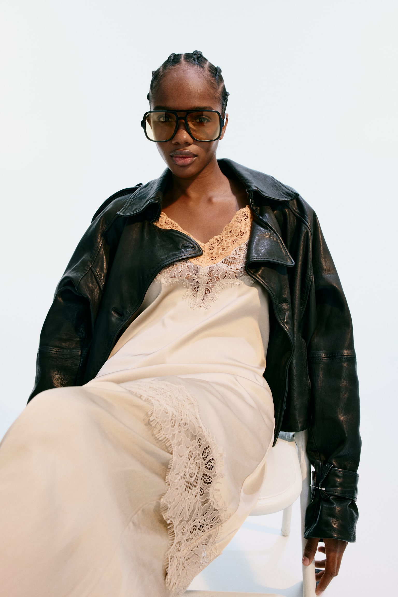 Lace-trimmed satin dress - Beige/Orange/Black - 1