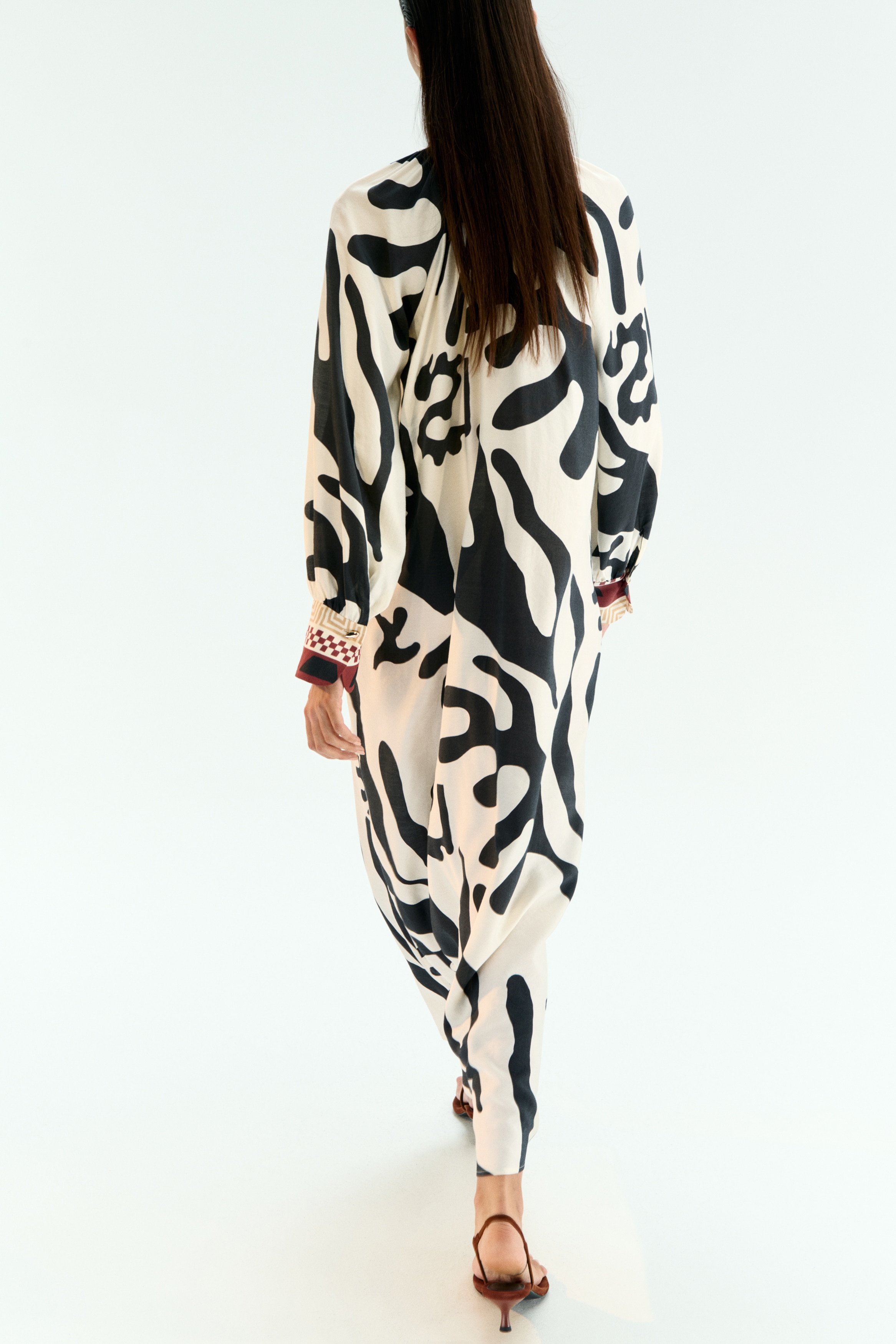 h&m loose dress Women's Light beige/floral Loose-Fit Dress