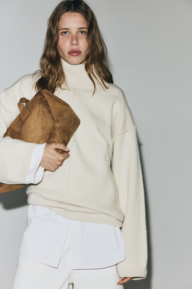 Seam-Detail Mock Turtleneck Sweater - Cream/Dark beige/Dark gray melange/Golden olive/Red - 1
