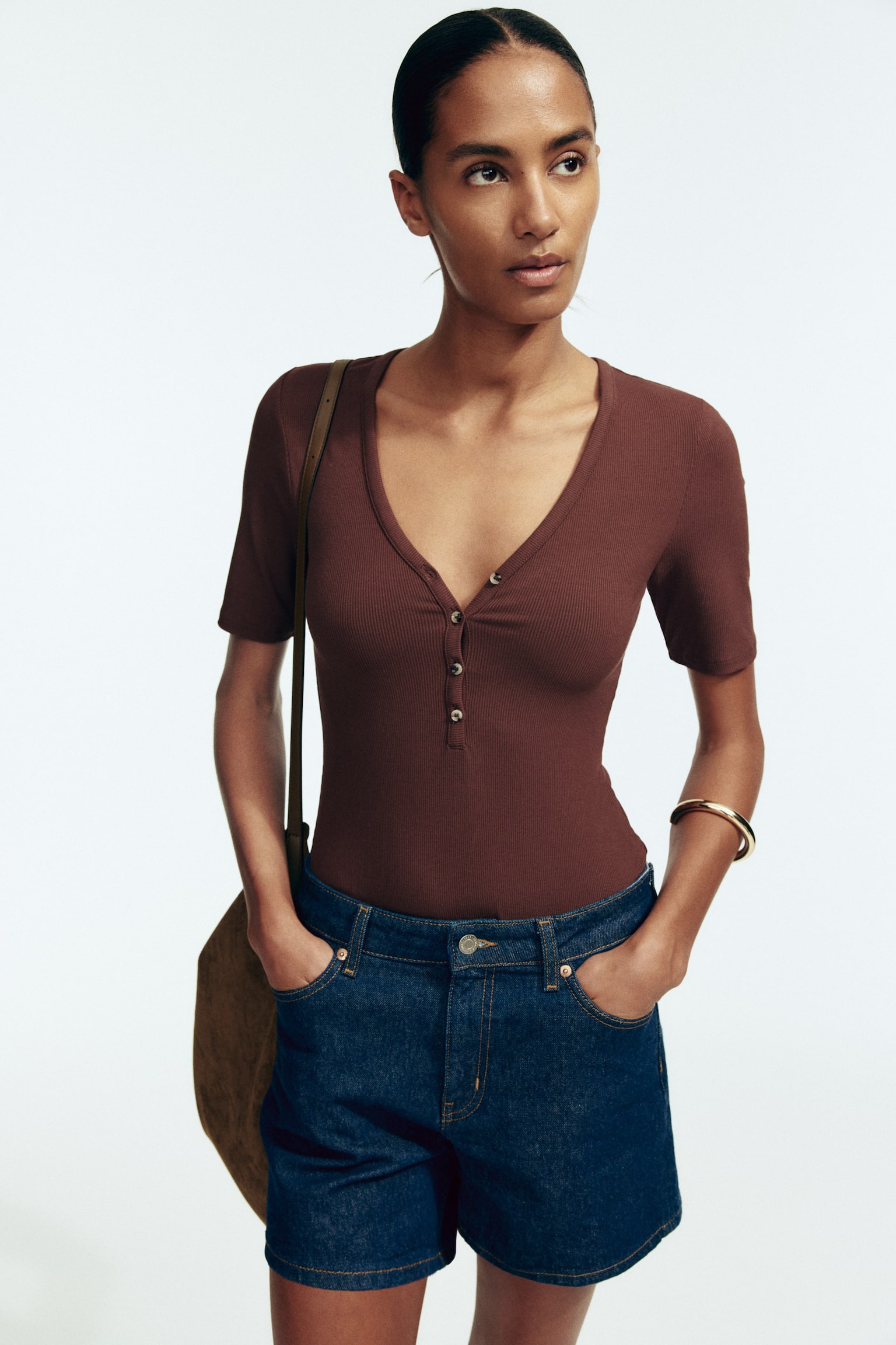 Short-sleeved viscose body - Dark brown/Cream/Navy blue - 2