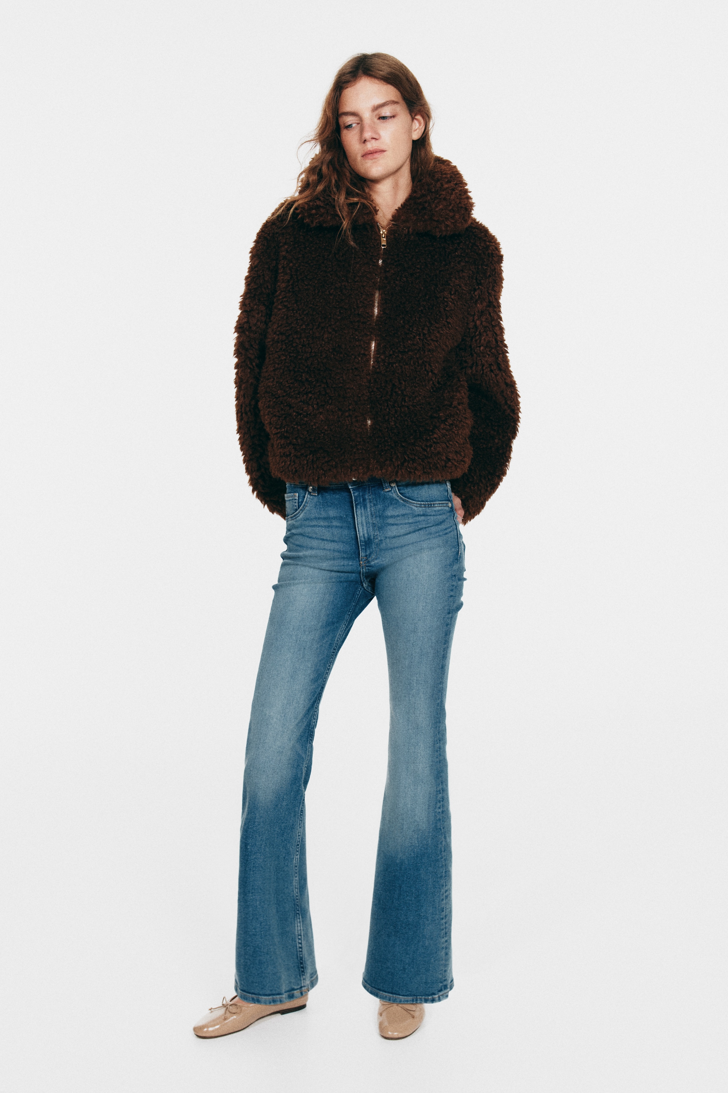 Flared High Jeans - Màu xanh denim/Màu xanh denim/Màu đen/Giặt phai/Màu xanh denim đậm/Màu xanh denim đậm