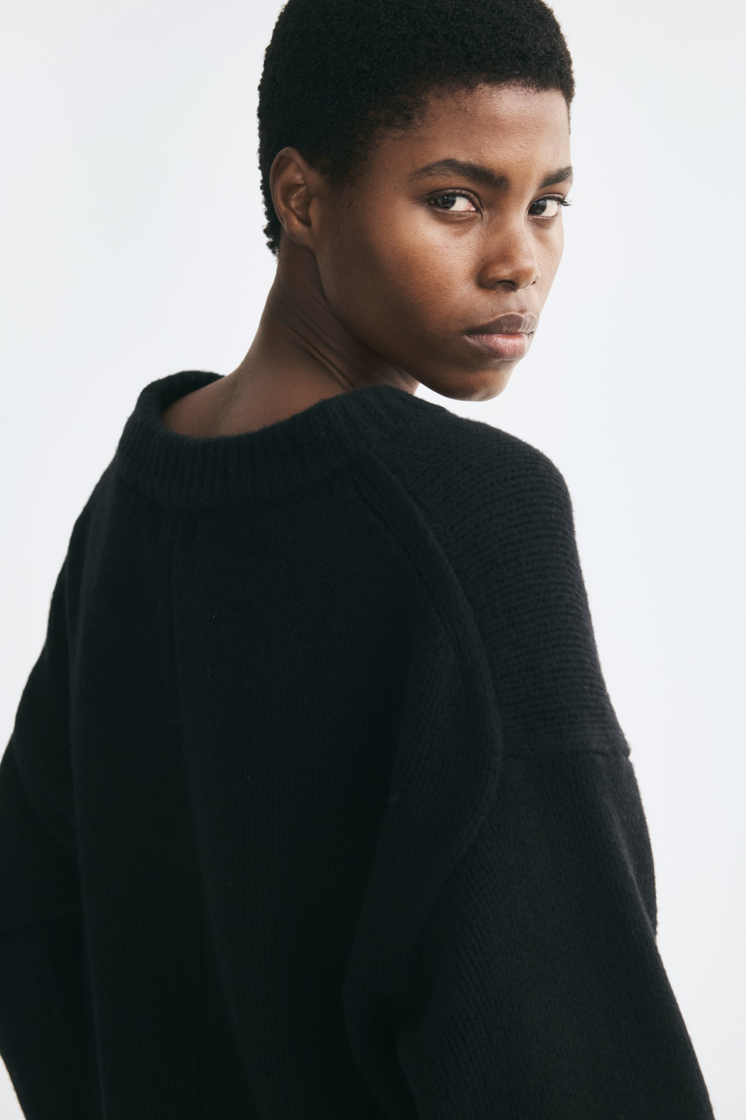Женский свитер H&M Oversized Wool, цвет: Чёрный — фото 5