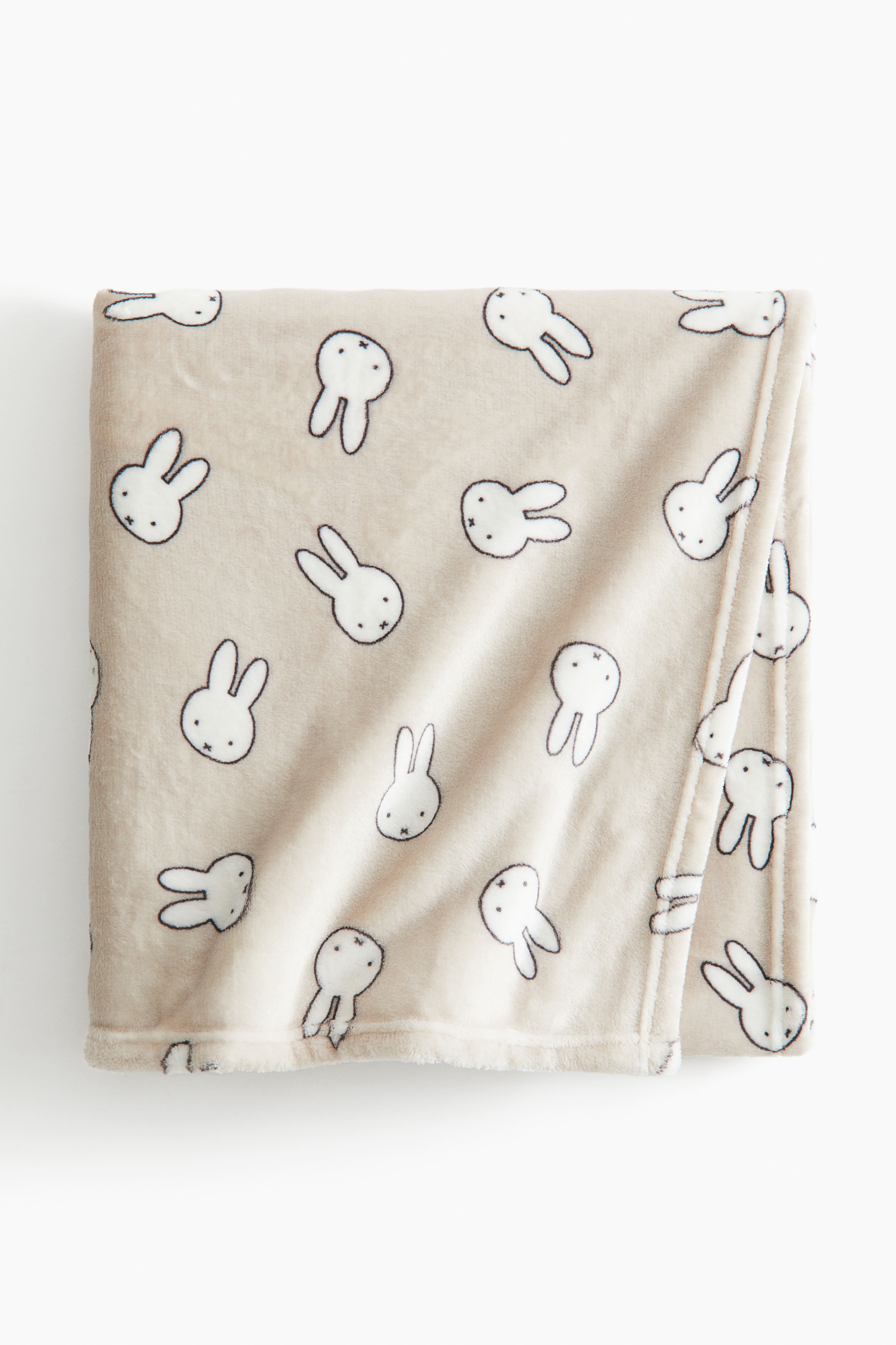 Shops Miffy Blanket