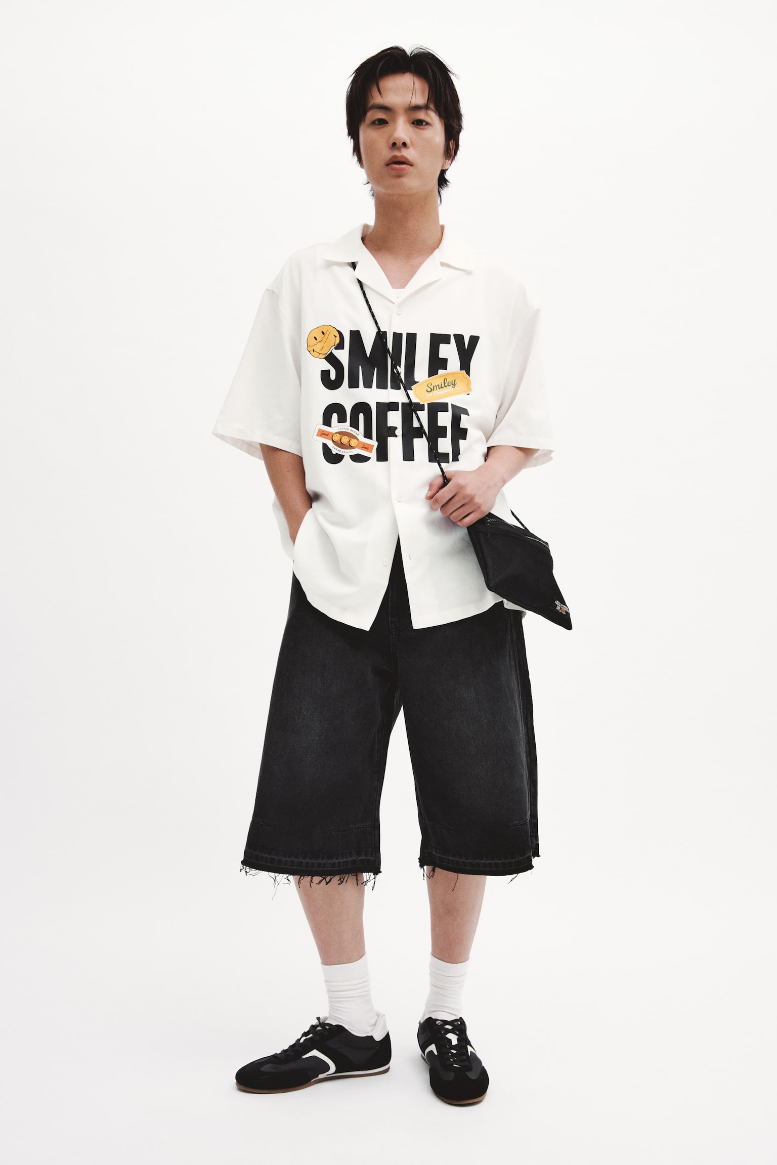 Loose-Fit Printed Resort Shirt - Cream/Smiley® Originals/Green/Smiley® Originals/Dark brown/Smiley® Originals - 1