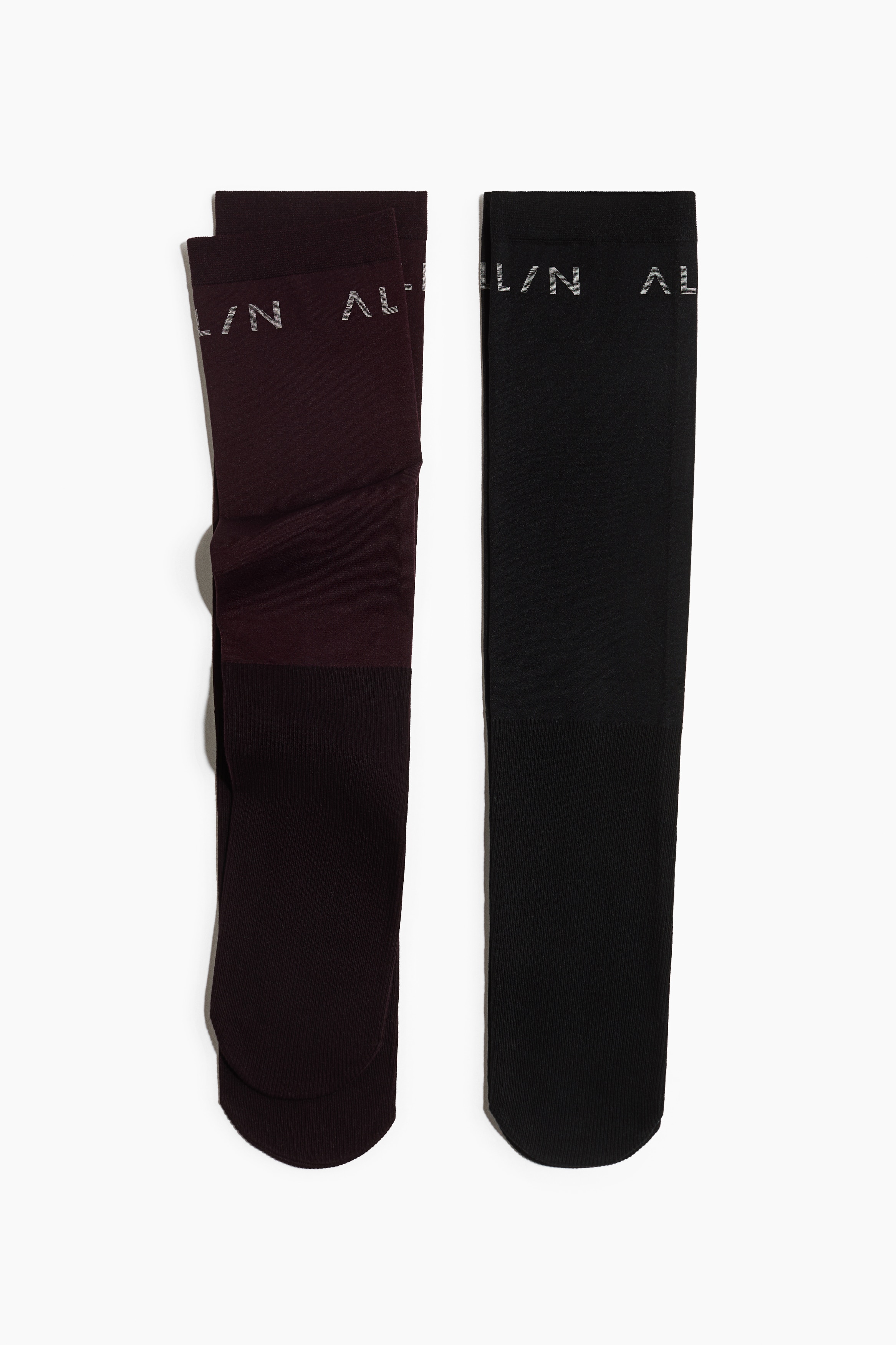 2-pack riding socksModel