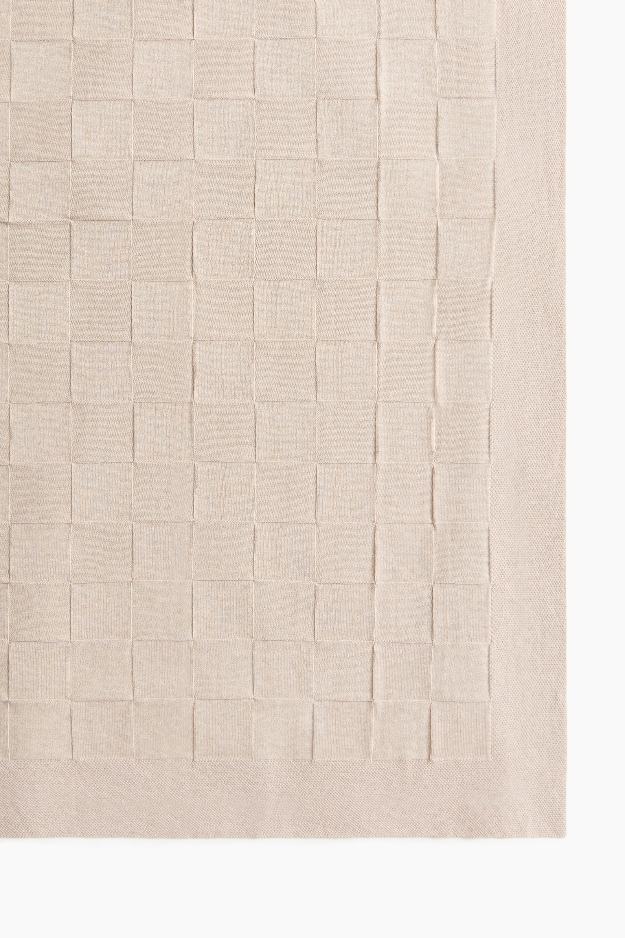 View larger image: Knitted cotton blanket - Beige - Home All | H&M IE 4
