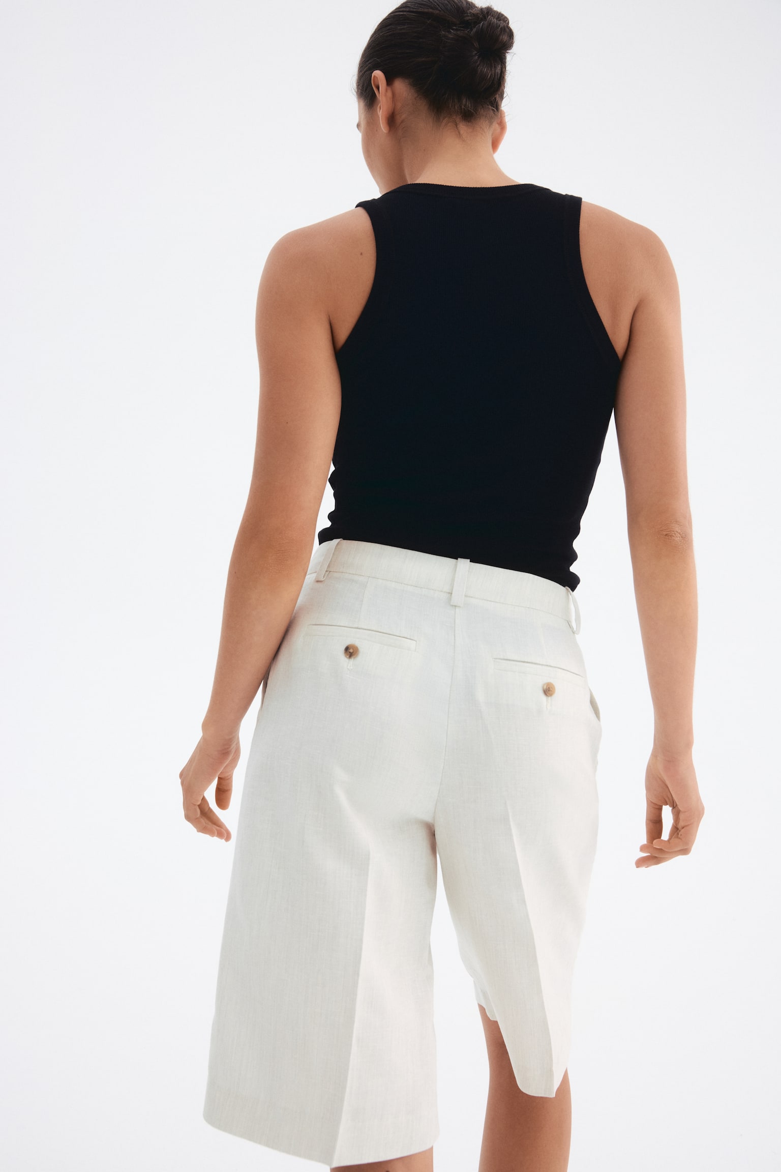 Linen-blend Bermuda shorts - Light grey - 4