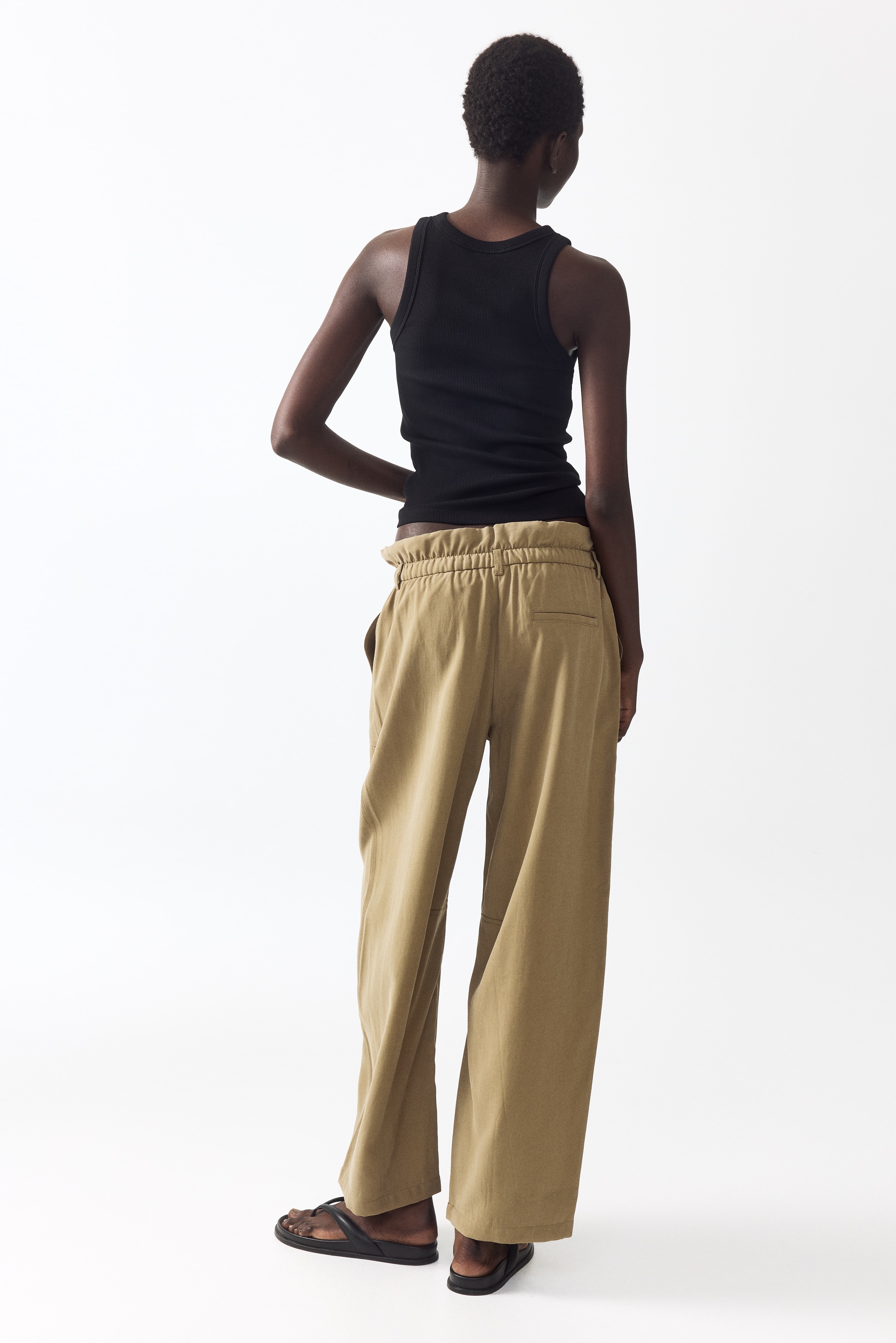 Barrel paper bag trousers