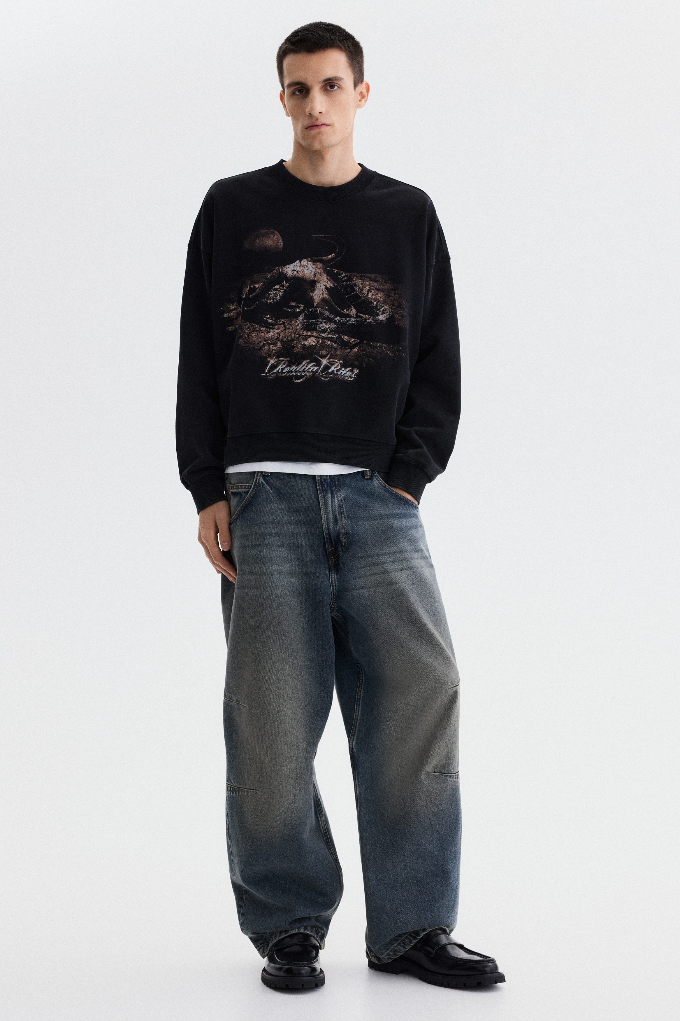 Oversized Fit Sweatshirt