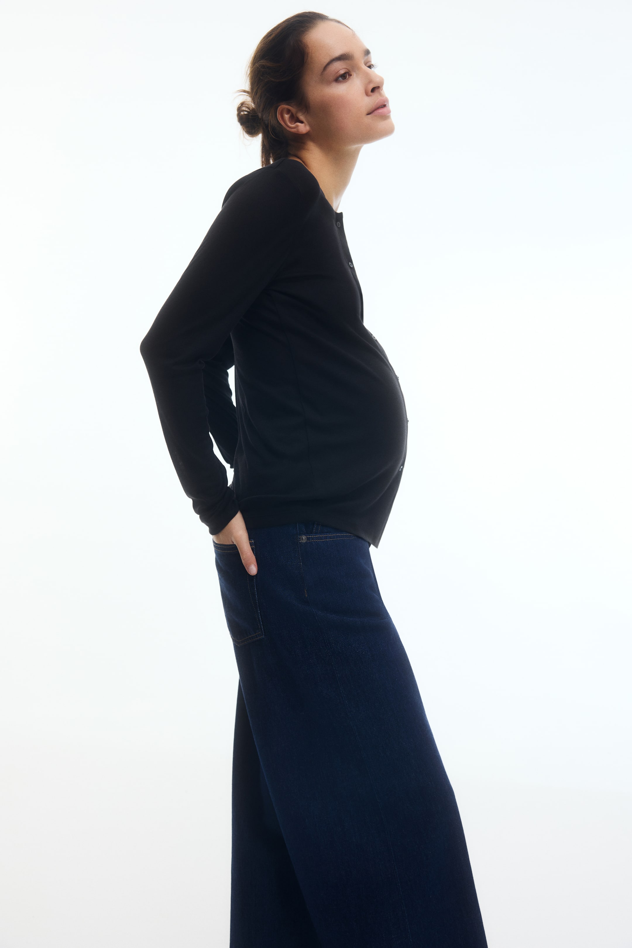 Größeres Bild anzeigen: MAMA Geknöpftes Shirt aus Feinstrick - Schwarz - Ladies | H&M AT 3