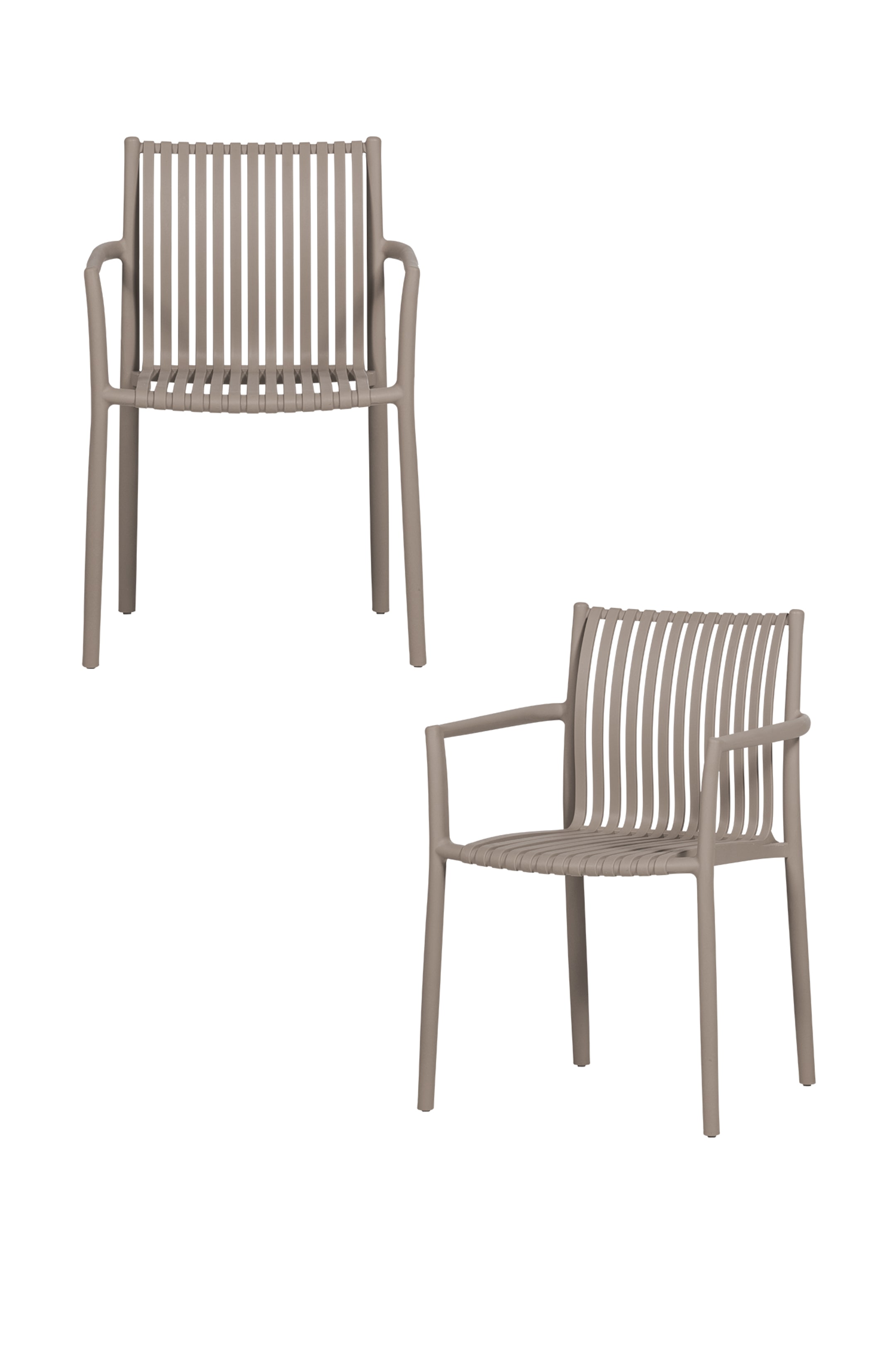 Grotere afbeelding bekijken: Twee taupekleurige stoelen worden tentoongesteld, elk voorzien van een lattenrugleuning en -zitting, en geïntegreerde armleuningen, allemaal vervaardigd uit een matte synthetische materiaal. Eén stoel staat recht naar voren gericht, terwijl de andere iets naar rechts is gedraaid.