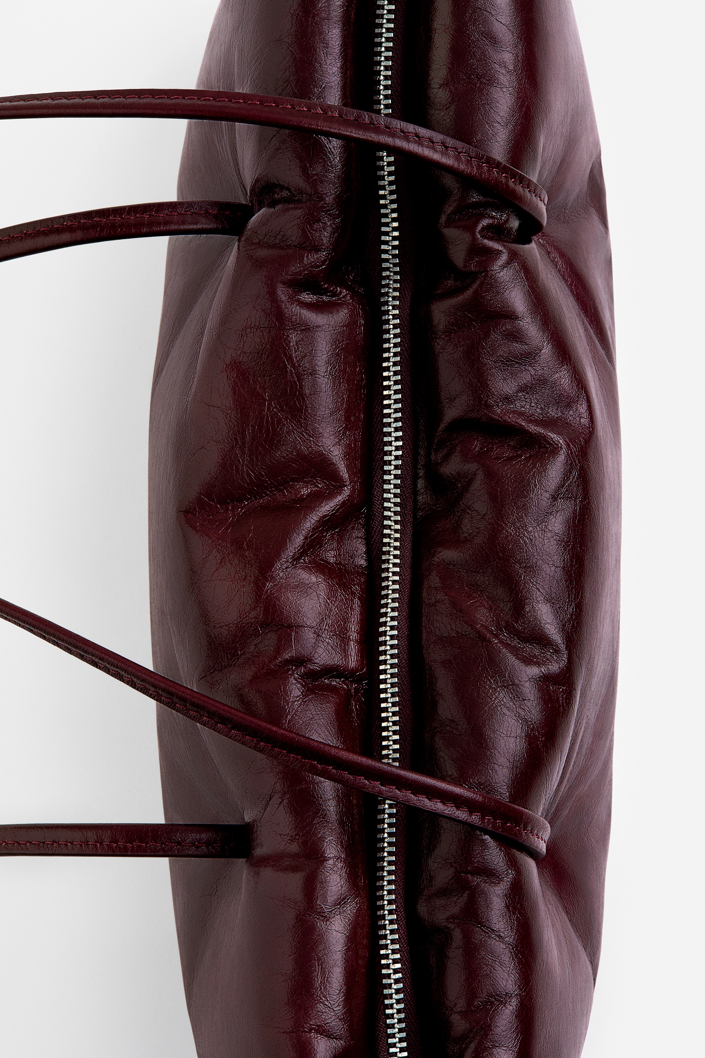 Padded leather shoulder bag - Burgundy