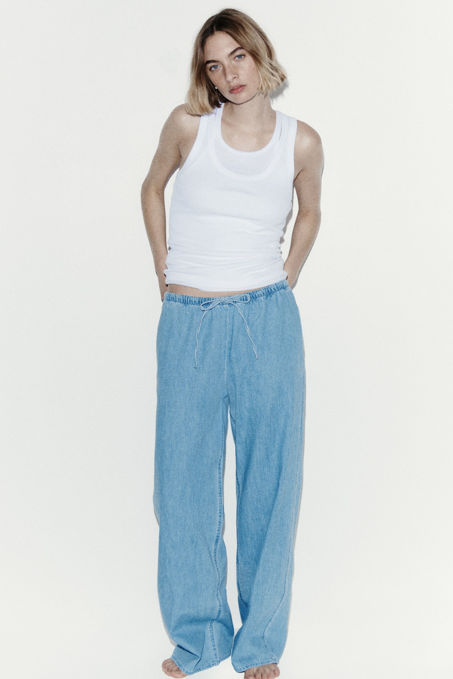 מכנסי ג'ינס עם שרוך קשירה - כחול ג'ינס בהיר/כחול ג'ינס/כחול ג'ינס כהה - 1