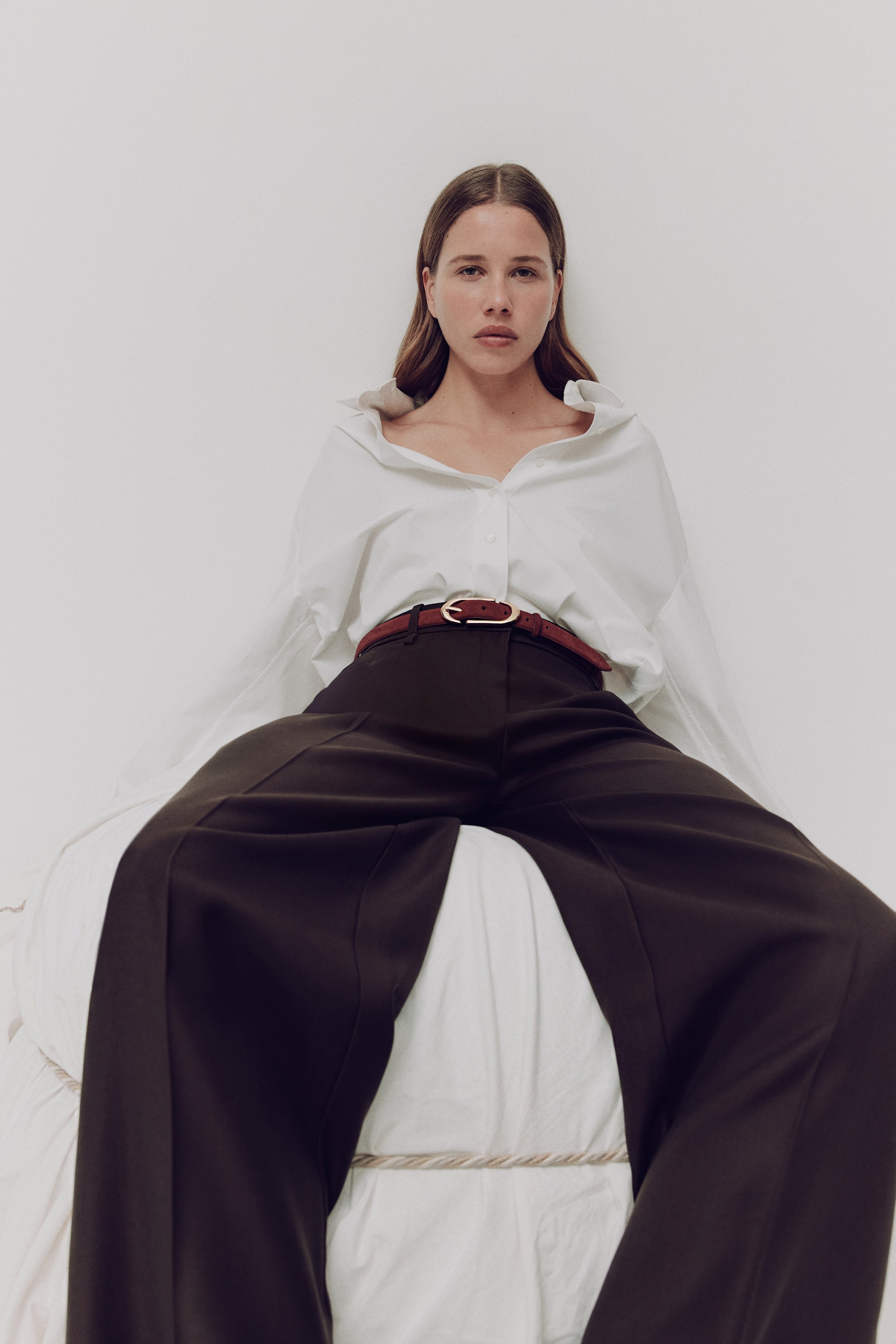 Vezi imaginea mai mare: Curea din piele - Roșu-burgund - FEMEI | H&M RO 1