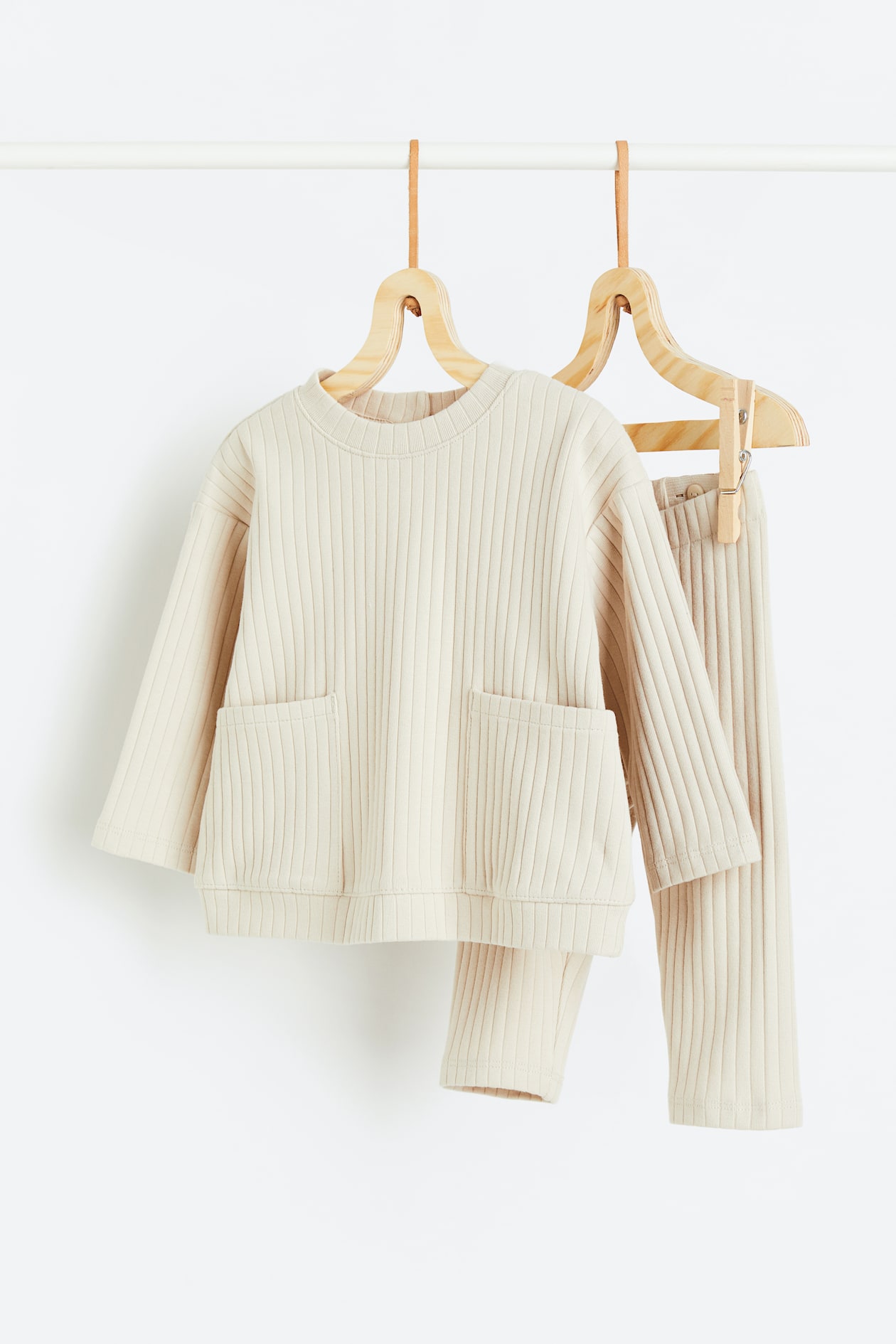 2-piece Ribbed Jersey Set - Regular waist - Round Neck - Light beige ...