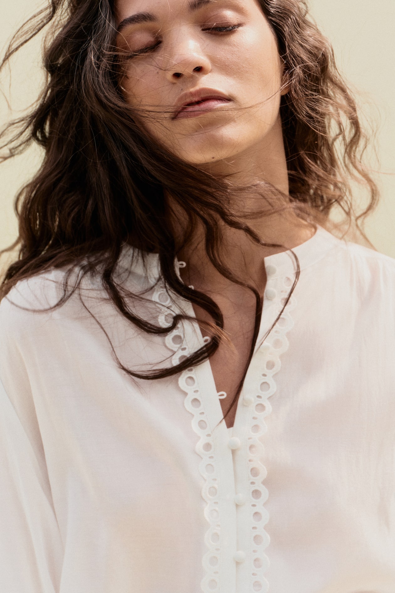 Lace-trimmed blouse - White - Ladies | H&M GB