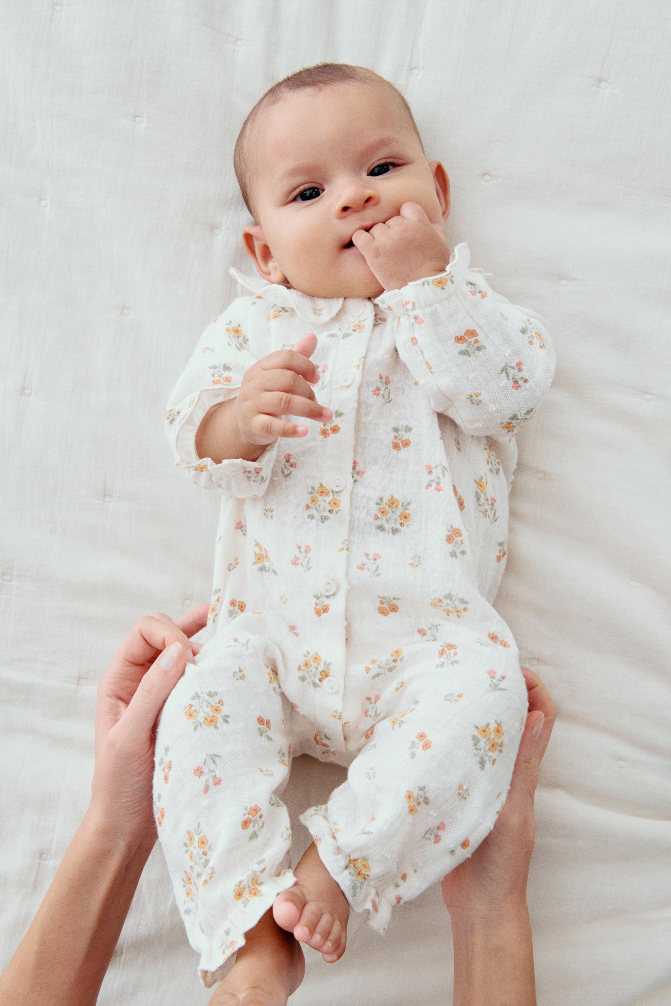 Overal z bavlněného mušelínu - Cream/Floral/Krémová/srdíčka