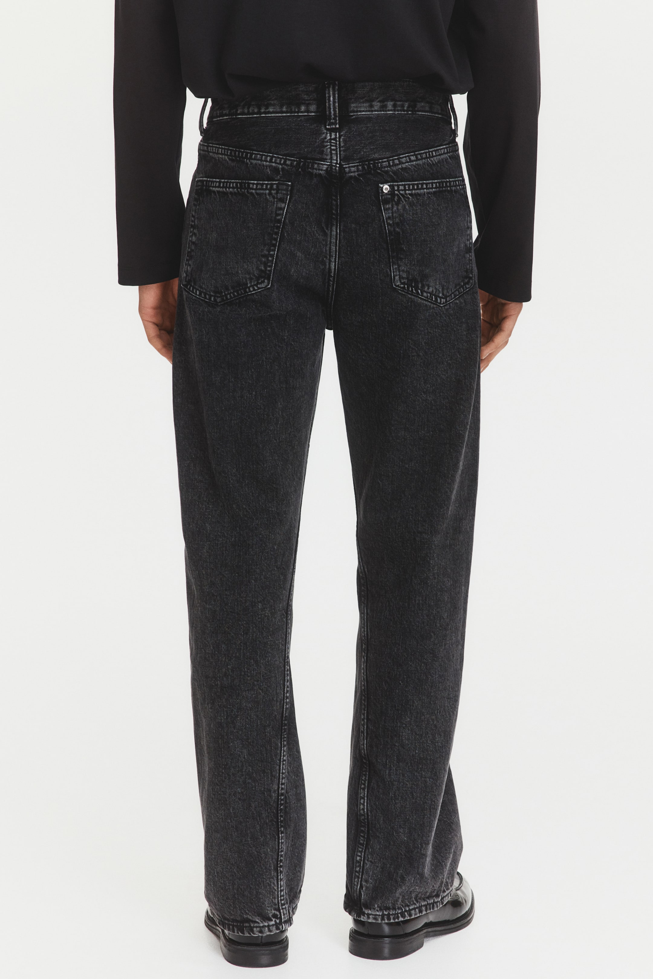 Loose-Fit Straight Twisted-Leg Jeans