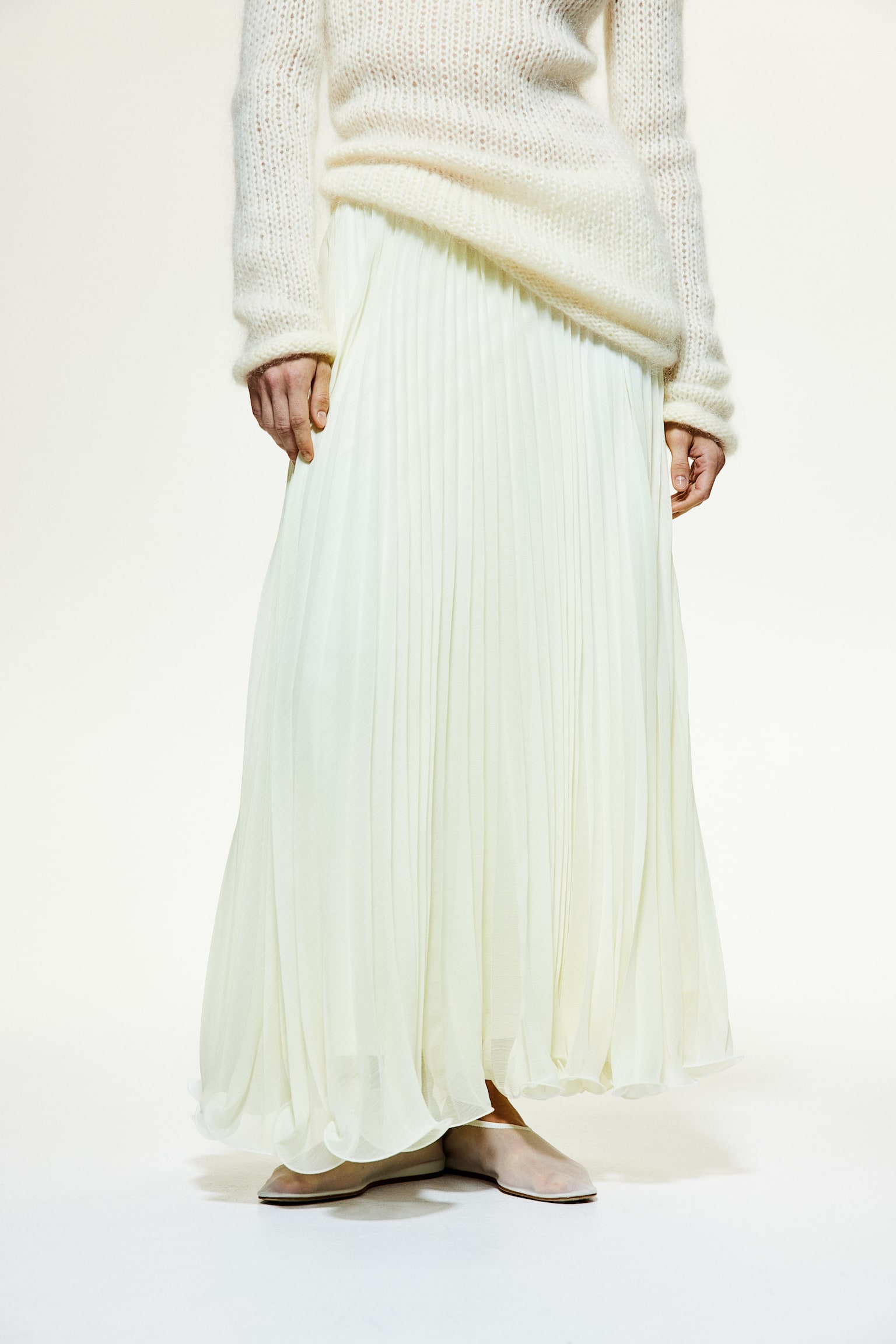 Sheer pleated skirt - Cream/Black/Grey - 6