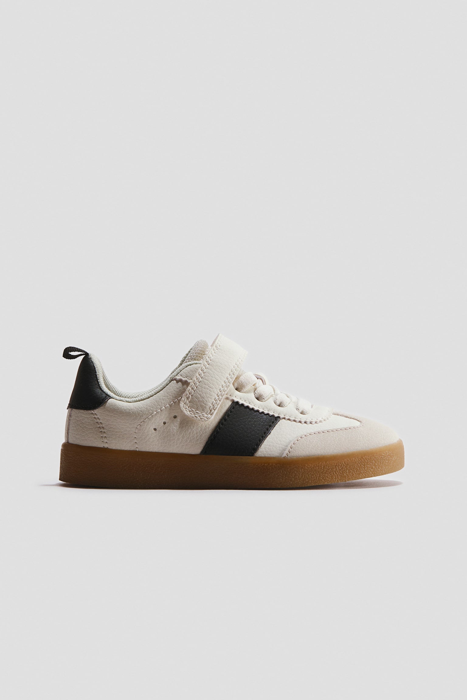 Trainers - White/Black