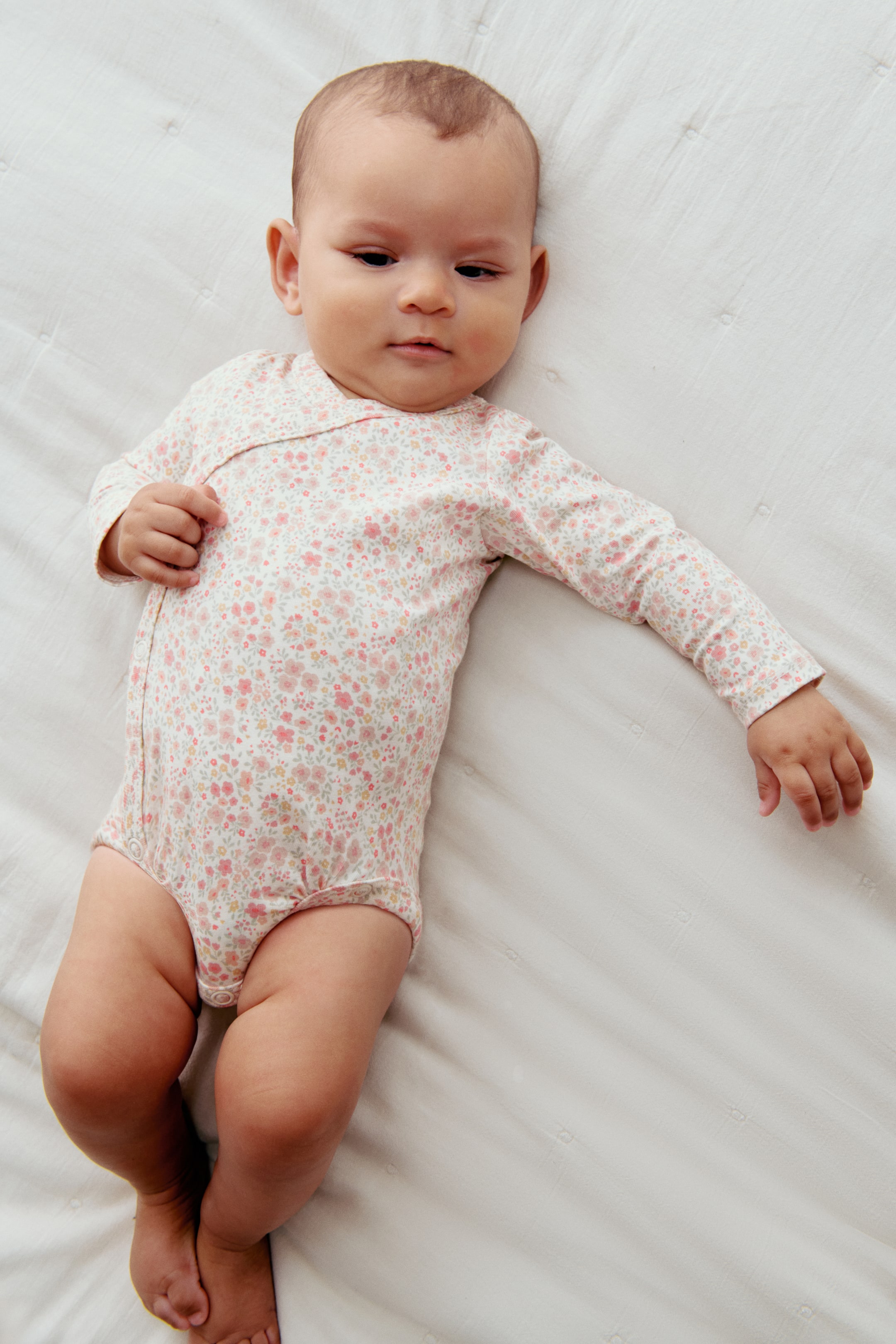 Grösseres Bild ansehen: 3er-Pack Wickelbodys - Hellrosa/Geblümt - KINDER | H&M CH 3