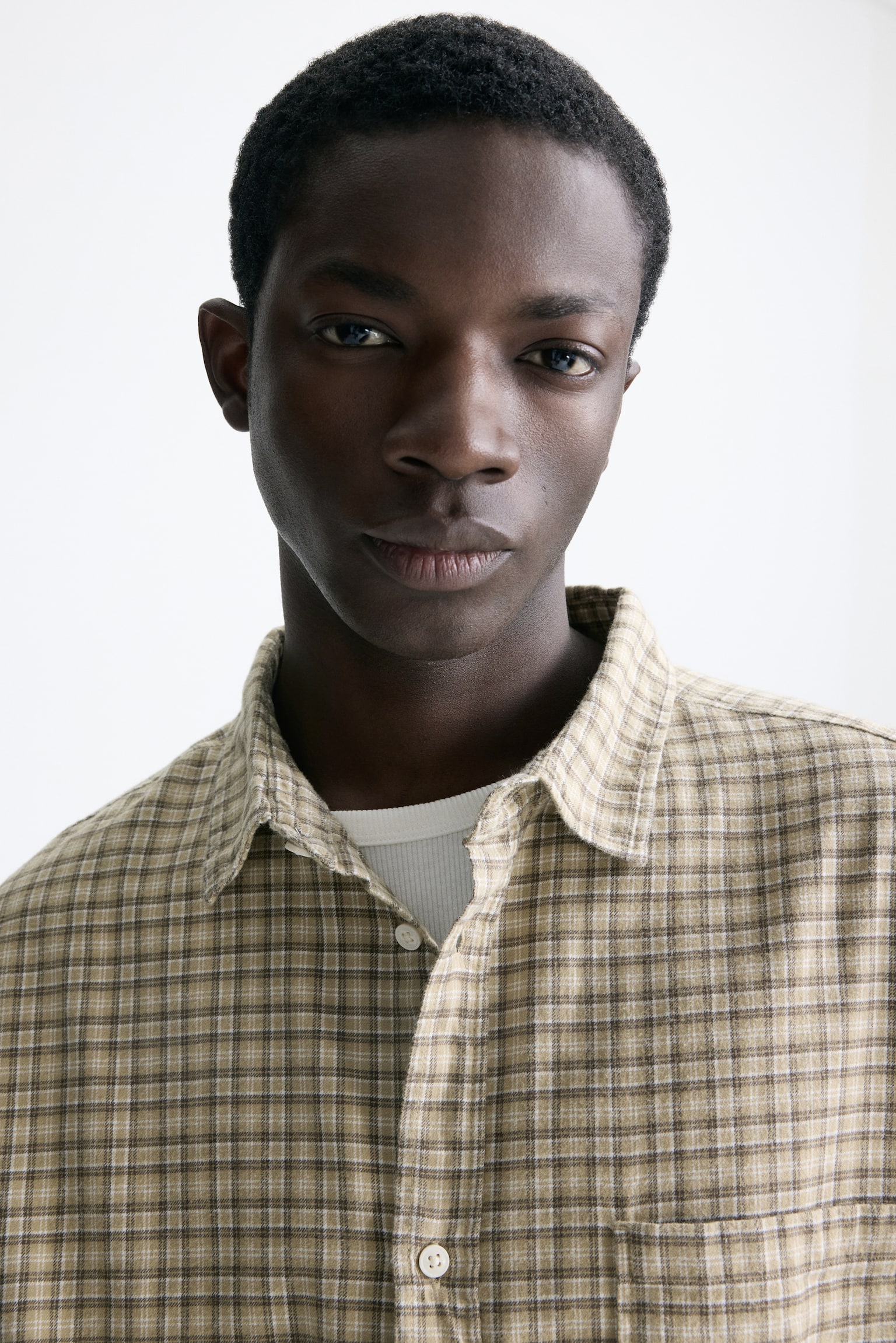 Camisa Relaxed Fit en franela de algodón - Beige/Cuadros/Verde claro/Cuadros/Azul claro/Cuadros - 3