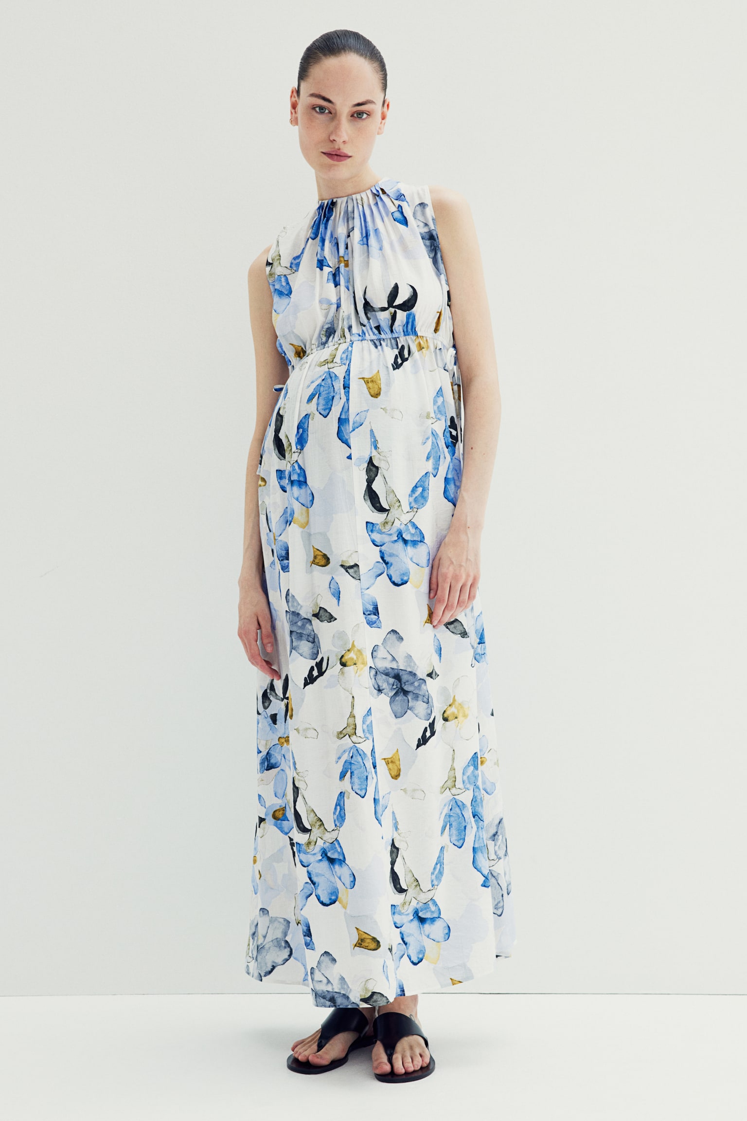 MAMA Pleat Detail Dress - White/Blue floral/Navy blue - 3