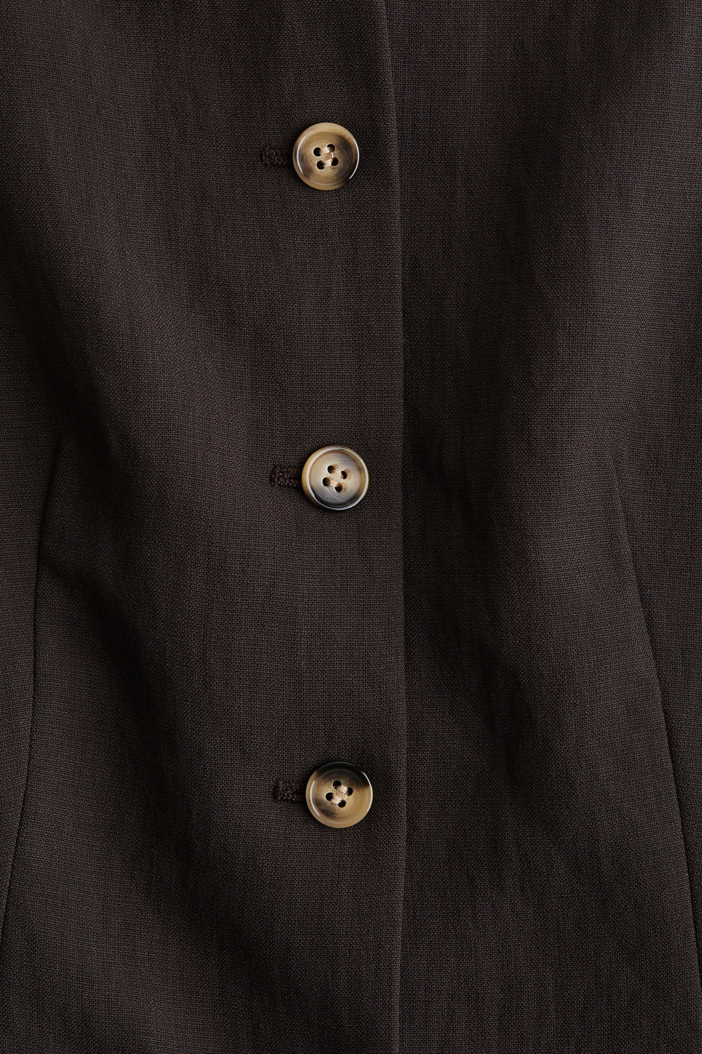 Tapered-waist waistcoat
