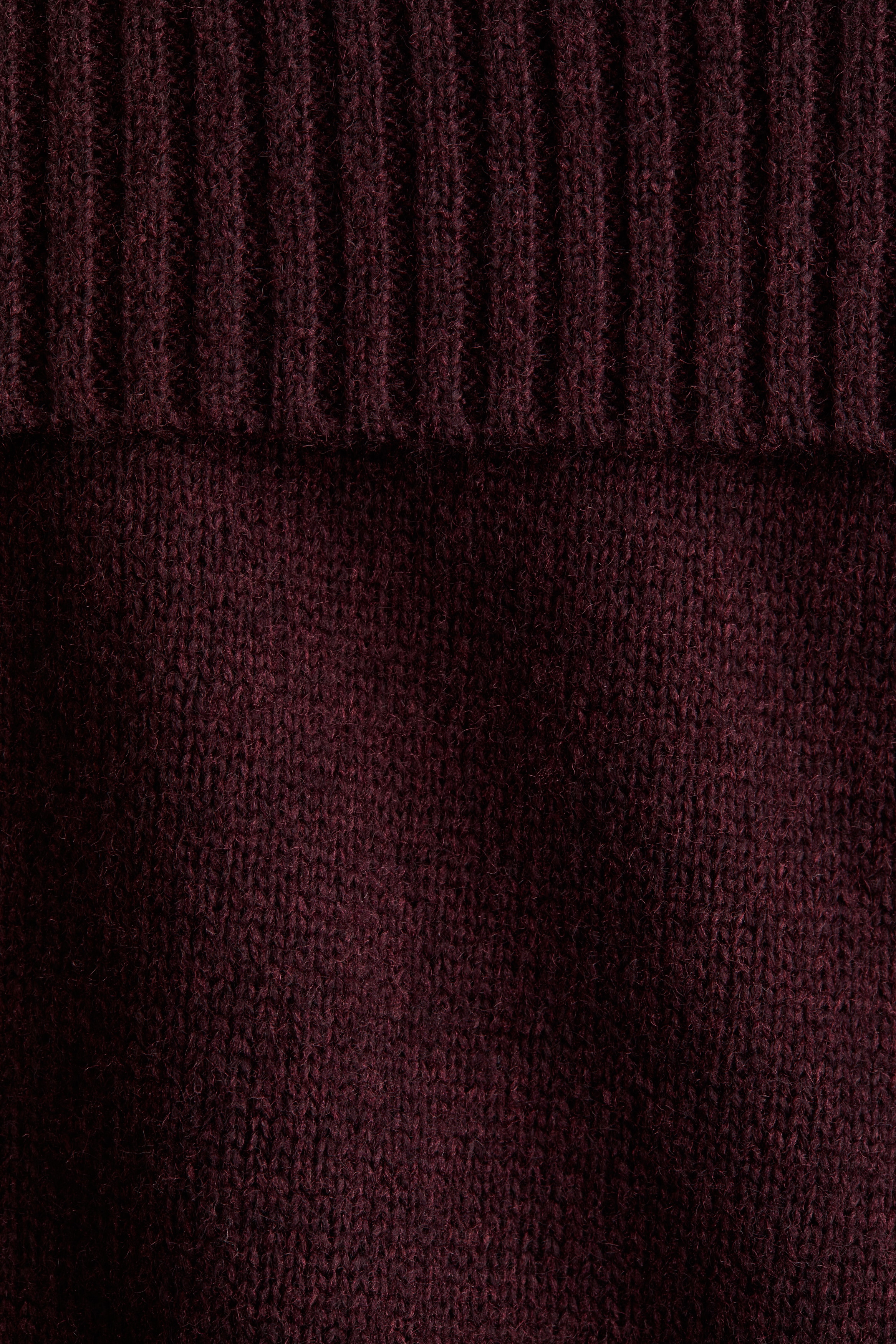 Knitted yoga pants