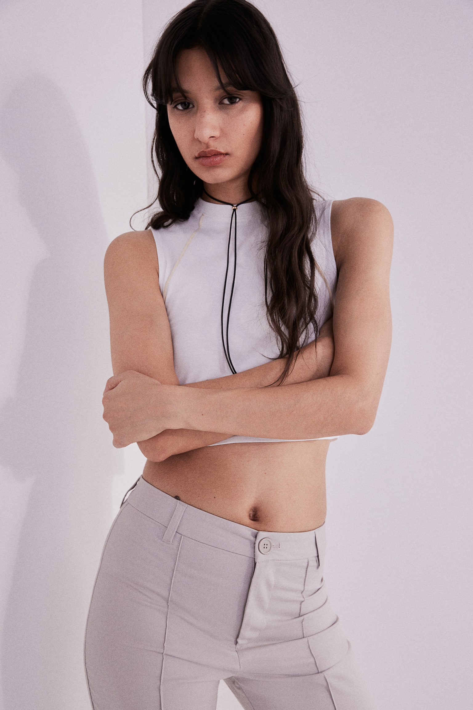 Cropped overlock-detail vest top - Cream/BC/Grey/Street Studios/Light turquoise/Collection Studio - 5