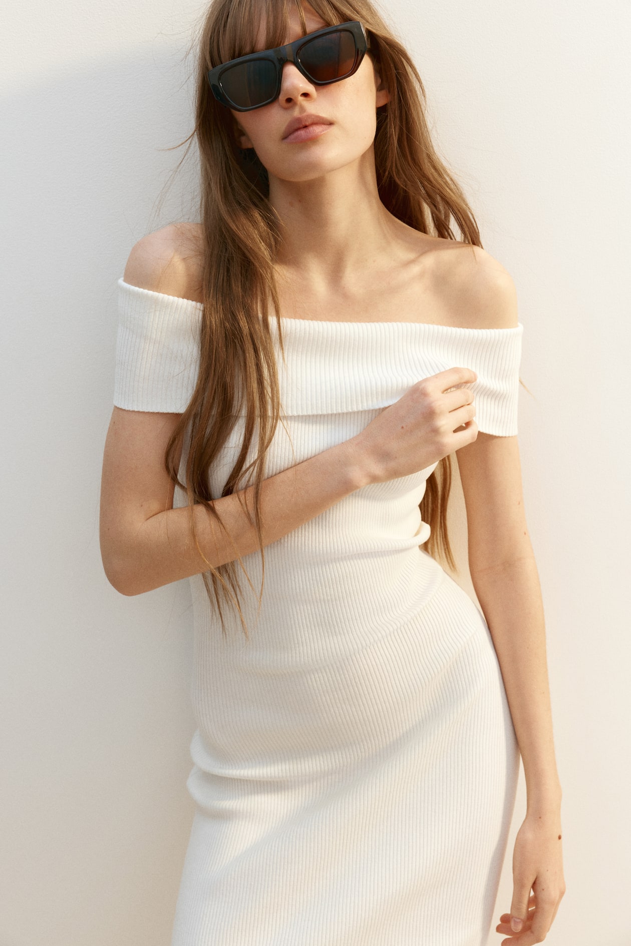 Ribbed Off-the-Shoulder Dress - image 4