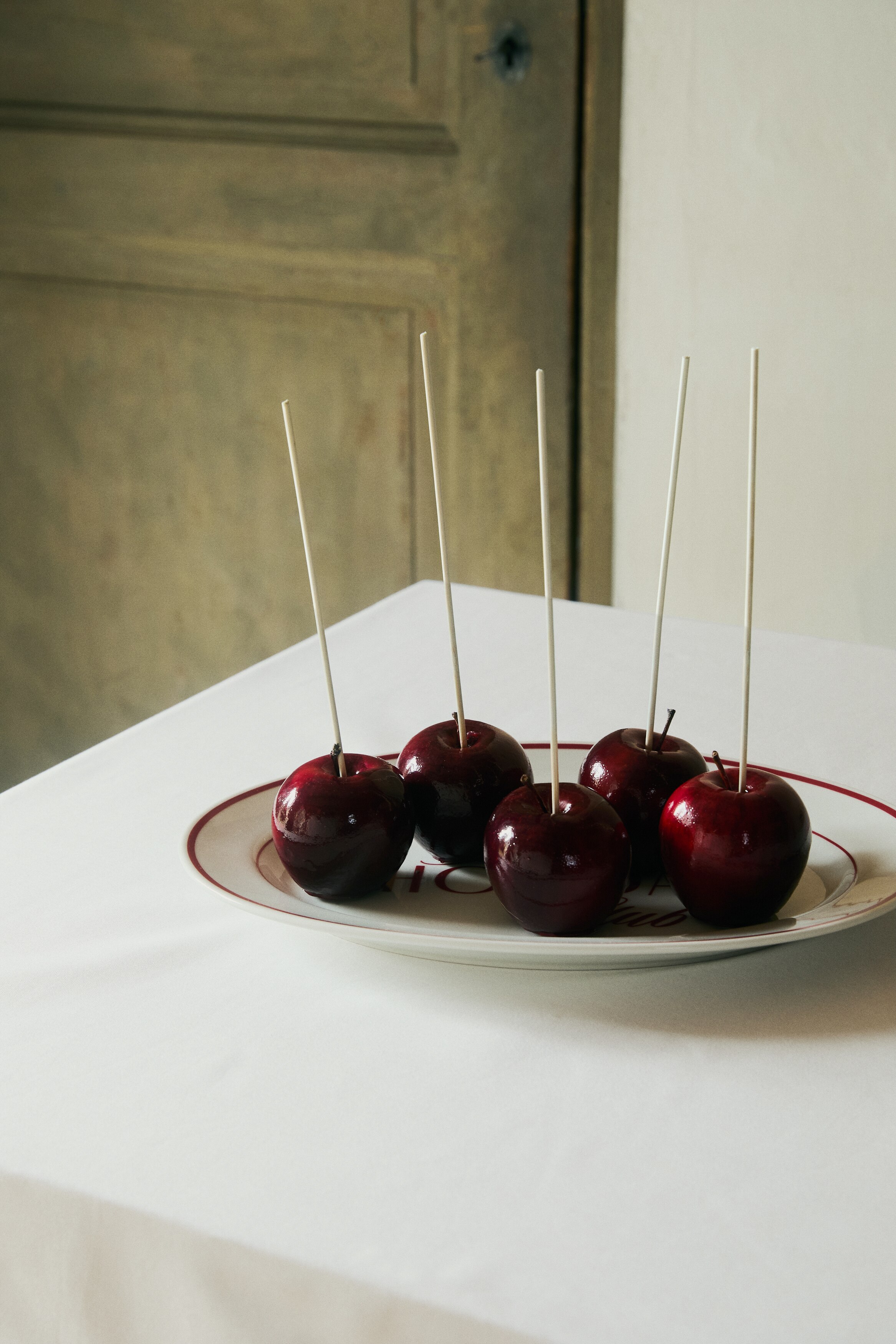 Large Porcelain Serving Plate - Red/The Holiday Club
