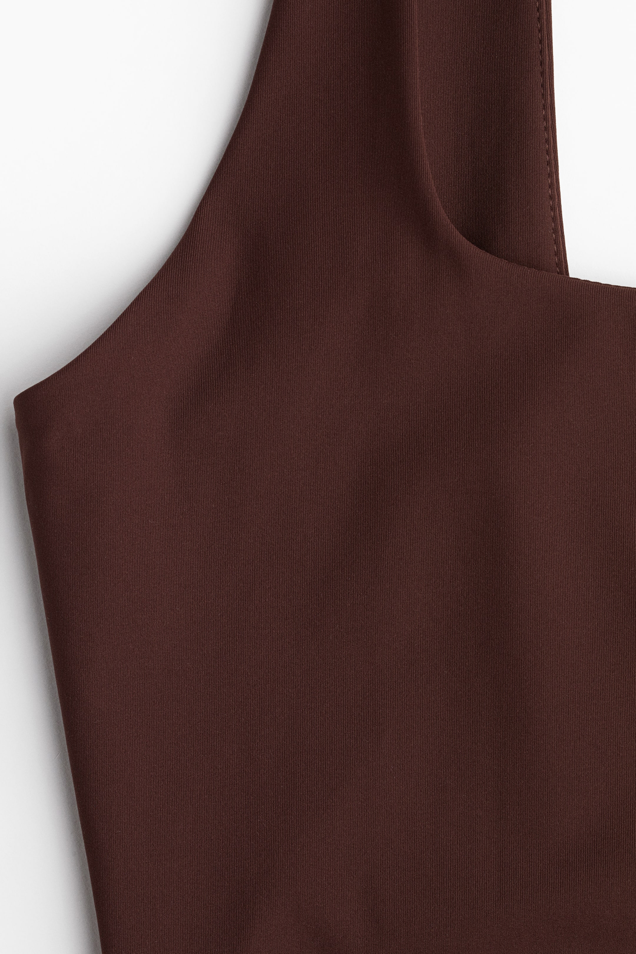 Maillot Tanga à dos décolleté