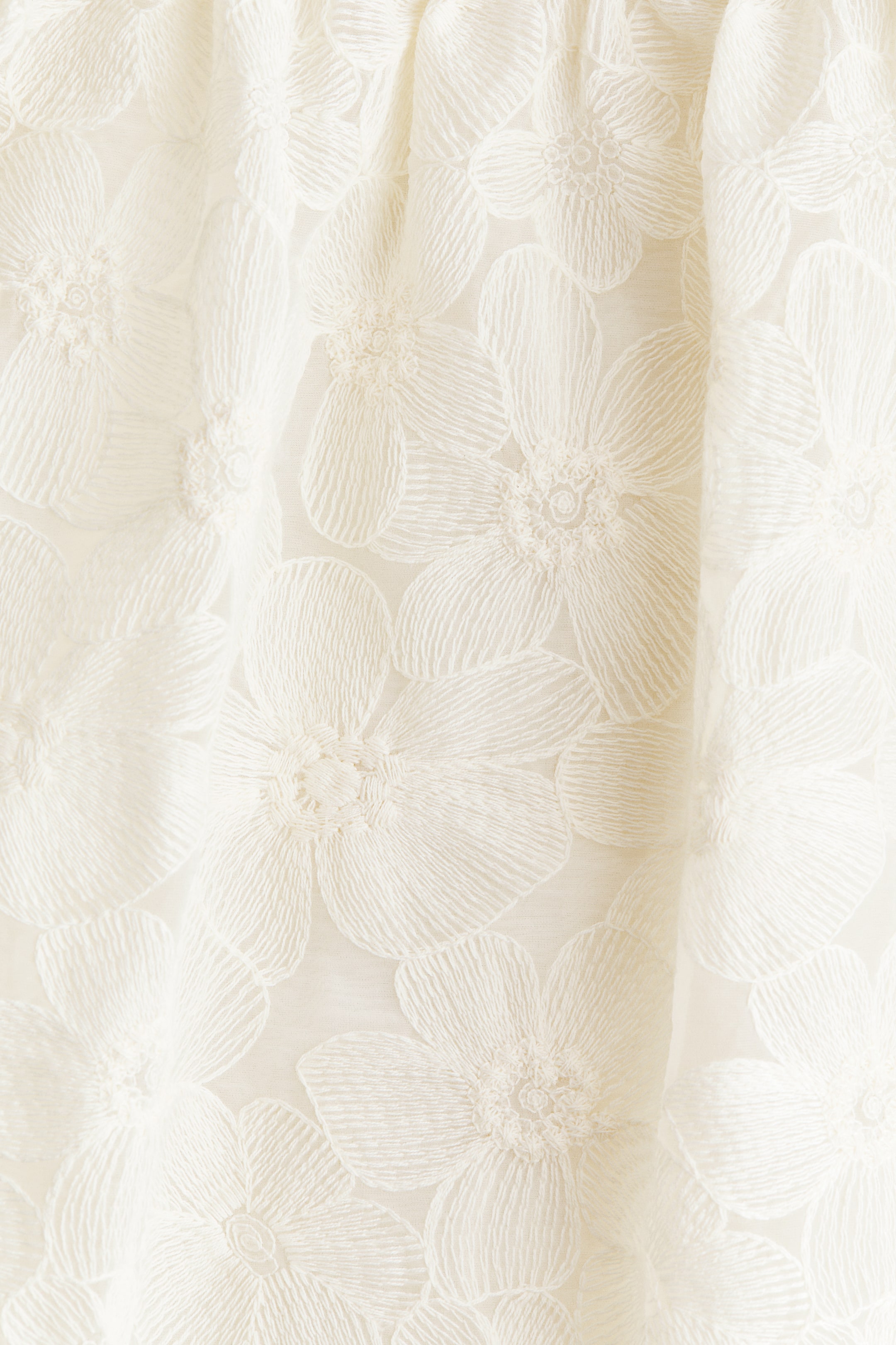 Детские платья H&M Embroidered Flutter-Sleeved Dress — фото 3