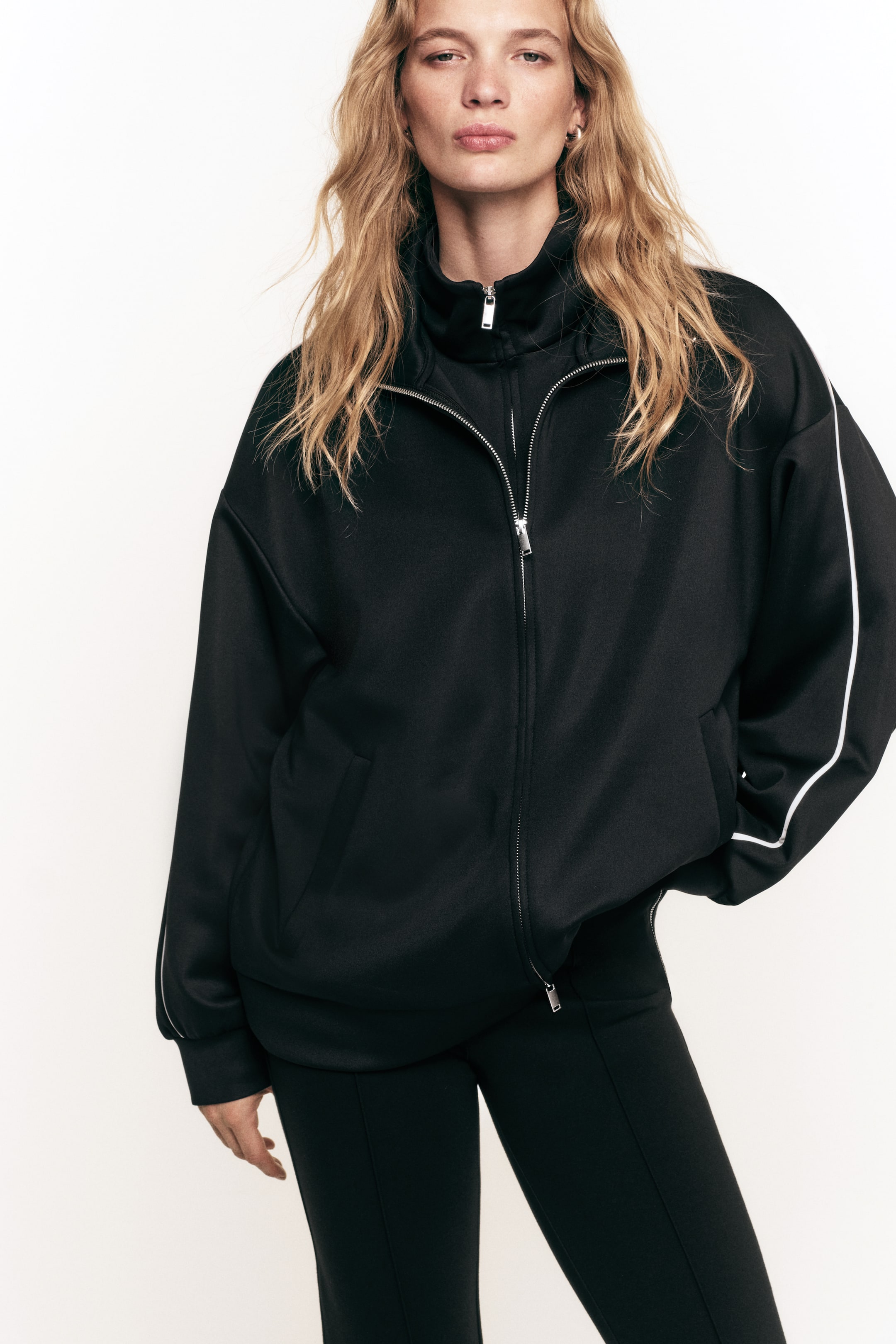 Женские куртки H&M Scuba Fabric Jacket — фото 4