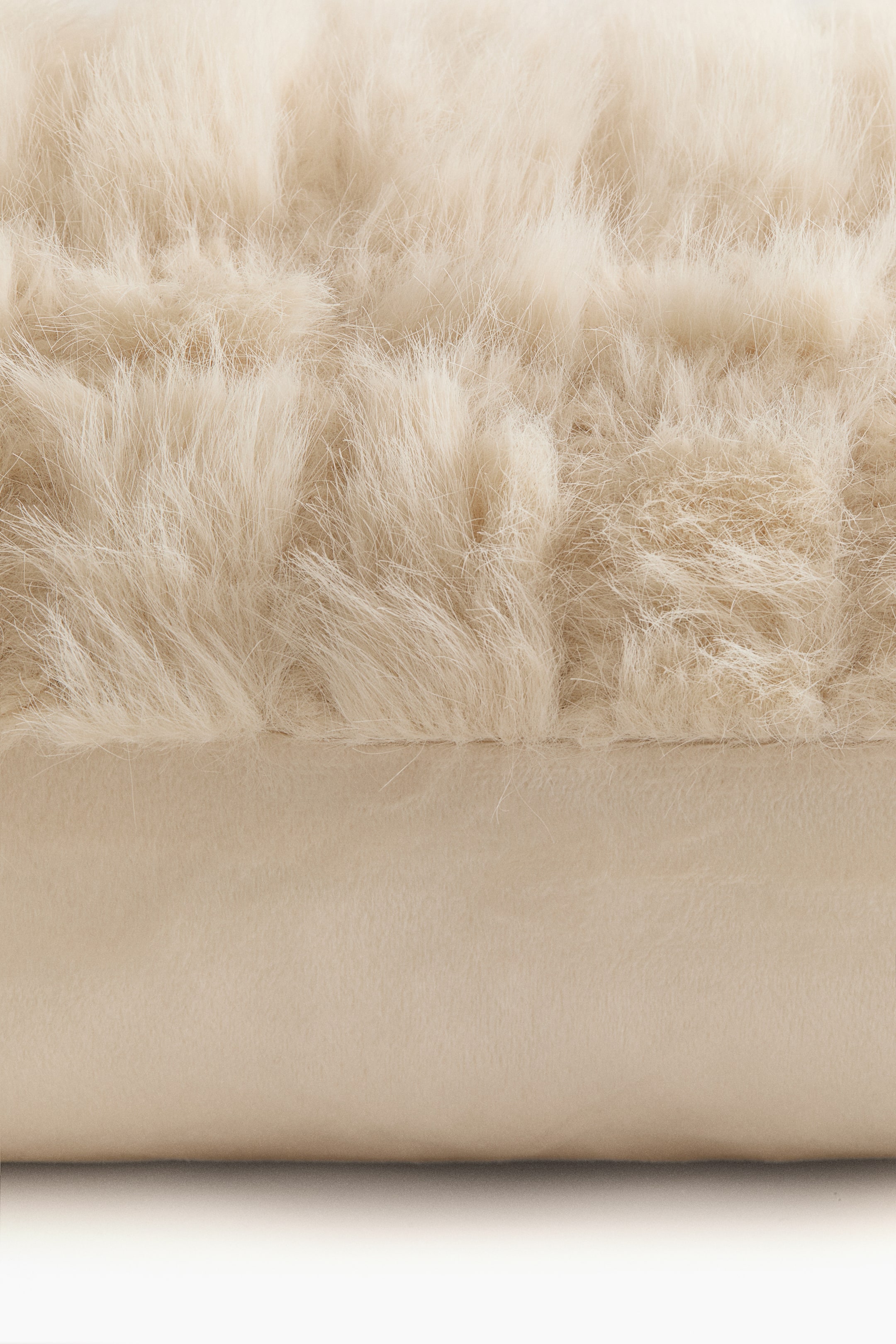 Housse de coussin duveteuse