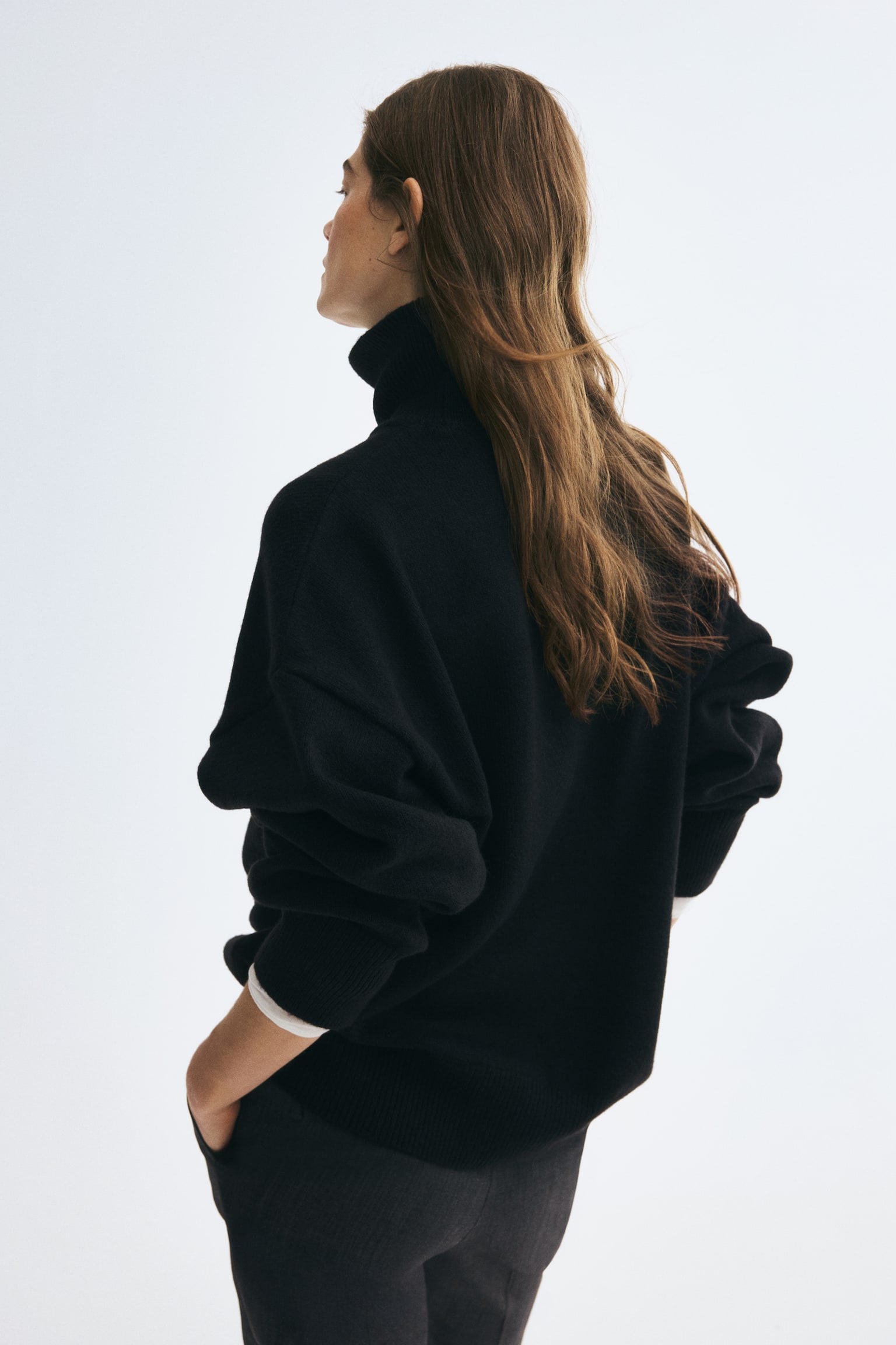 Женский свитер H&M Oversized Mock-Turtleneck, цвет: Чёрный — фото 5