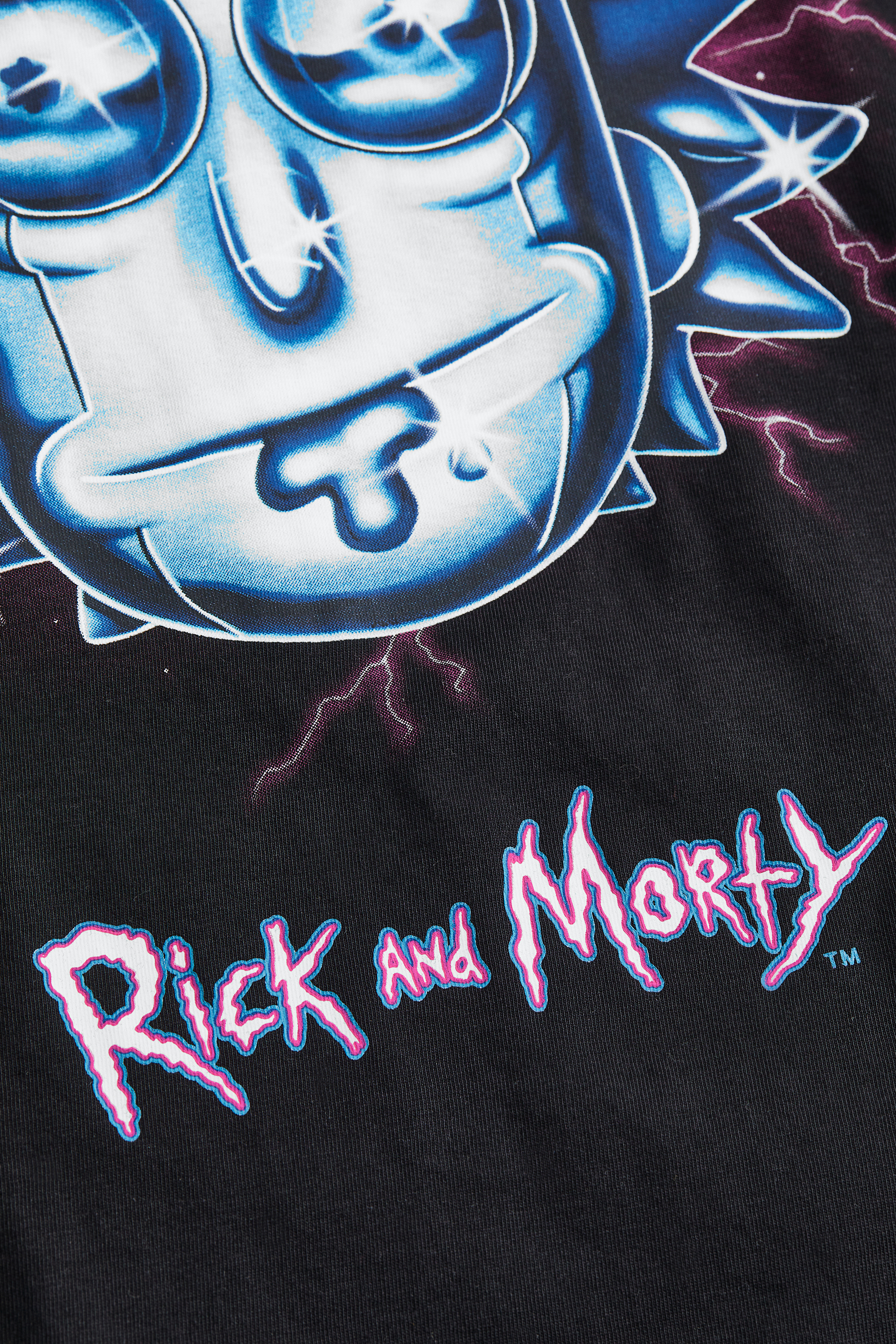 T-Shirt Regular Fit - Schwarz/Rick and Morty/Cremefarben/Snoopy/Rosa/Die Simpsons/Weiß/The Notorious B.I.G./Schwarz/Nirvana/Neongelb/SpongeBob/Schwarz/The Rolling Stones/Weiß/Snoopy/Hellblau/Rick and Morty - 3