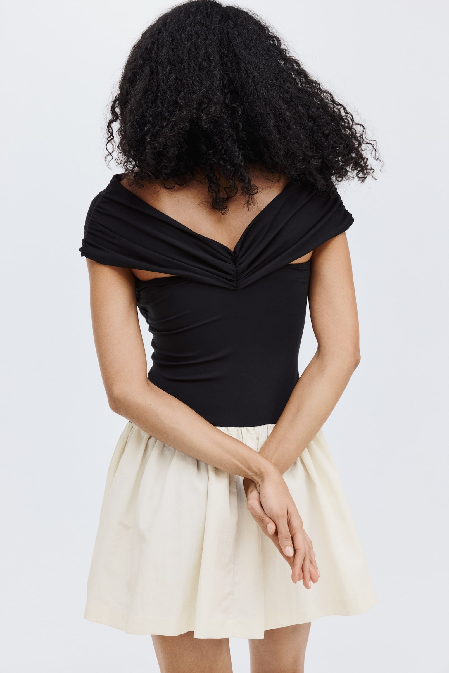 Robe épaules nues - Noir/crème - 5