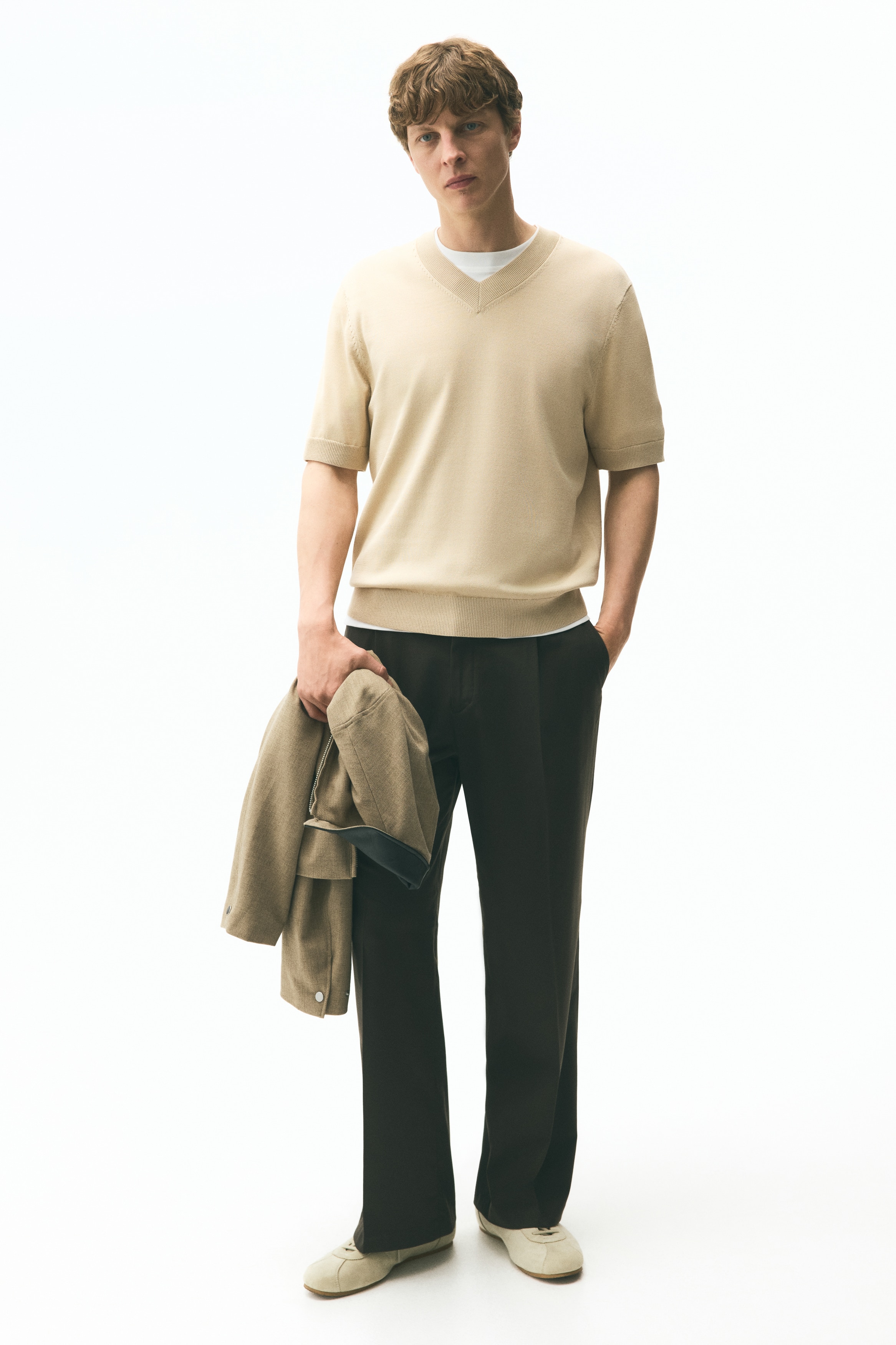 Regular Fit Fine-knit V-neck T-shirt - Beige/Black