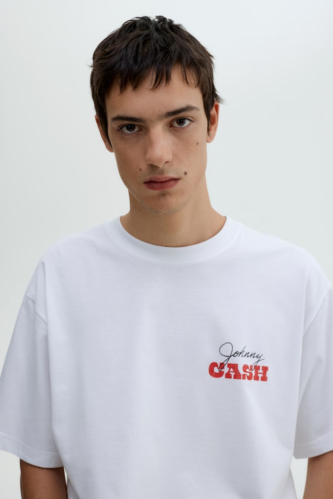 T-shirt Coupe Flottante - Blanc/Johnny Cash/Blanc/apoh/Blanc/Keith Haring/Blanc/Les Dents de la mer/Blanc/Formula 1/Blanc/Reservoir Dogs/Noir/Post Malone/Blanc/Keith Haring/Blanc/Claude Monet/Blanc/NASCAR/Blanc/Pulp Fiction/Blanc/Snoopy/Noir/Pink Floyd/Blanc/Honda/Blanc/Claude Monet/Brun/Van Gogh/Noir/Florida Gators/Blanc/Oasis/Noir/Metallica/Blanc/University of Michigan/Blanc/Monet/Blanc/The Rolling Stones/Noir/Nirvana/Blanc/NASCAR/Noir/2pac - 2