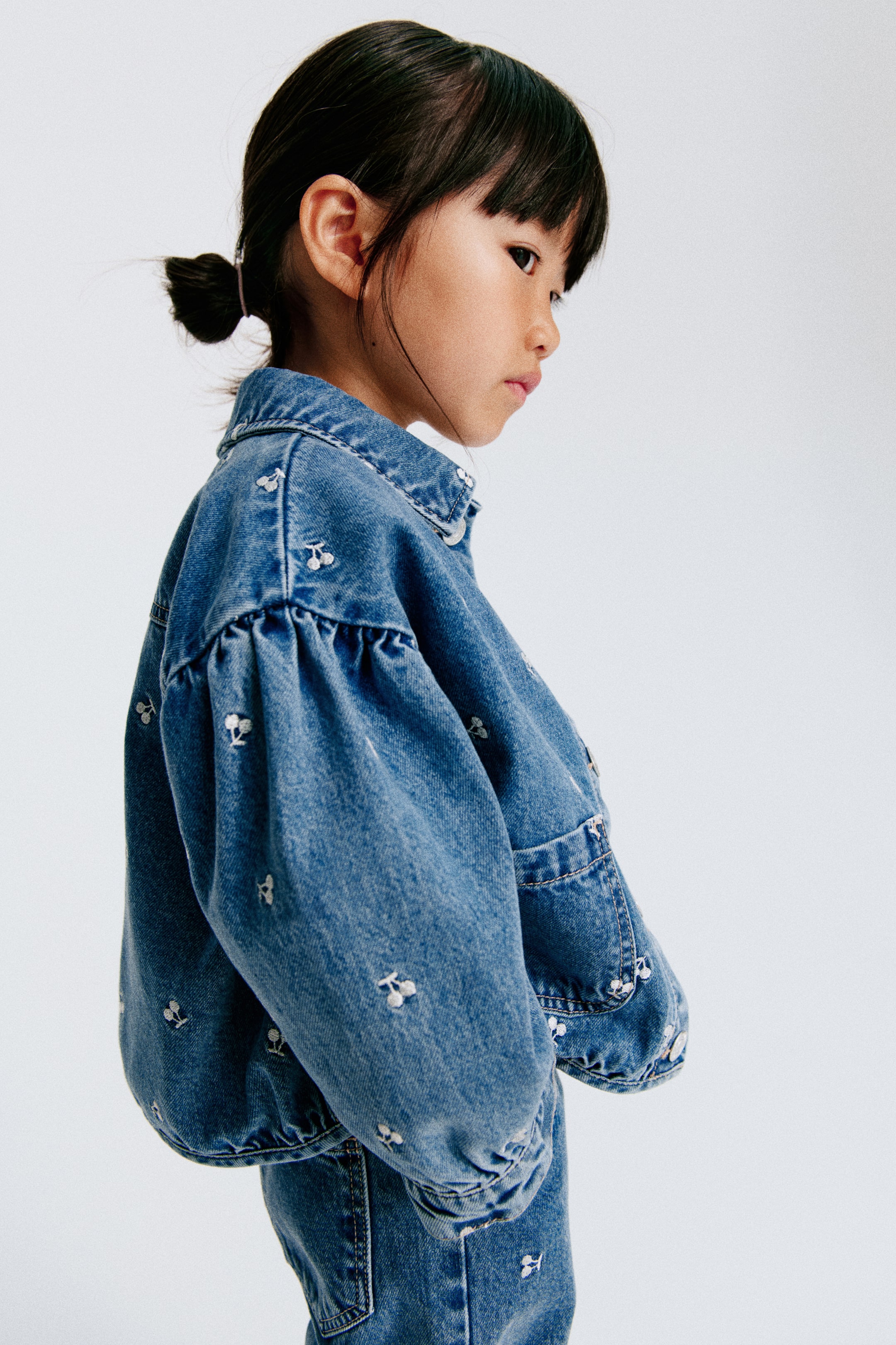 Детские куртки H&M Embroidered-Detail Denim Jacket — фото 4