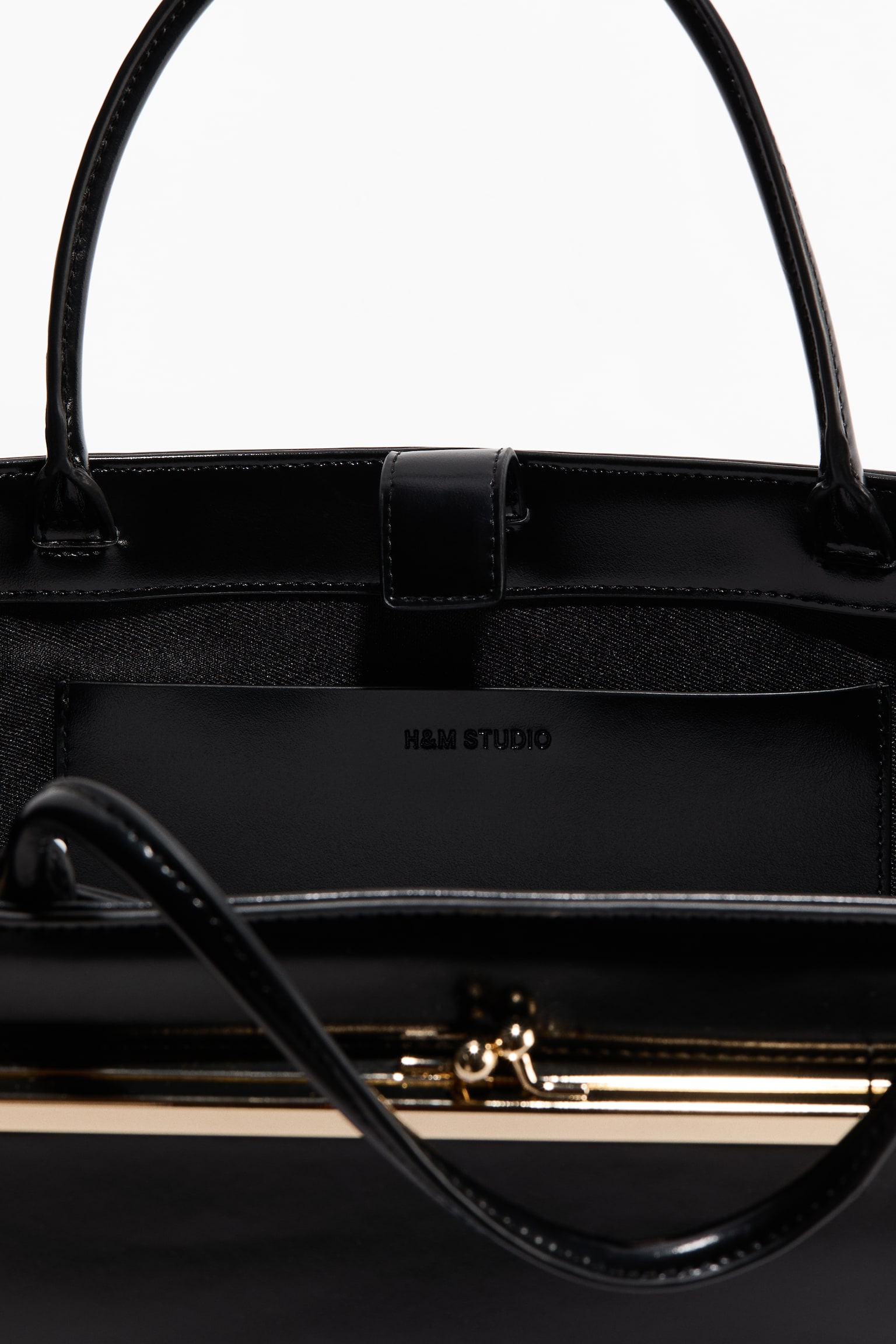Женская сумка H&M Elongated Coated Handbag, цвет: Чёрный — фото 5