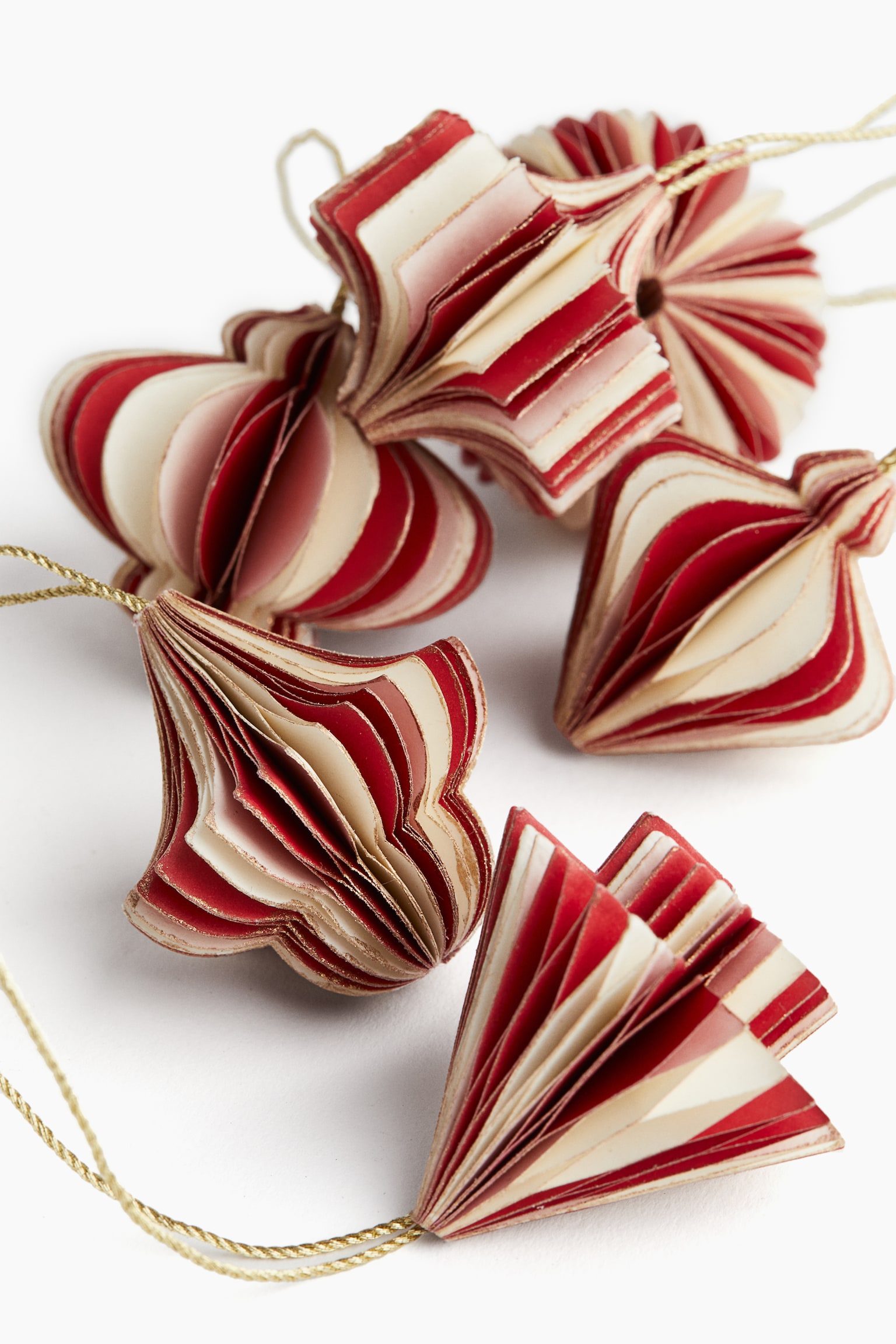 6-pack paper decorations - Red/Striped/White/Dark green - 3