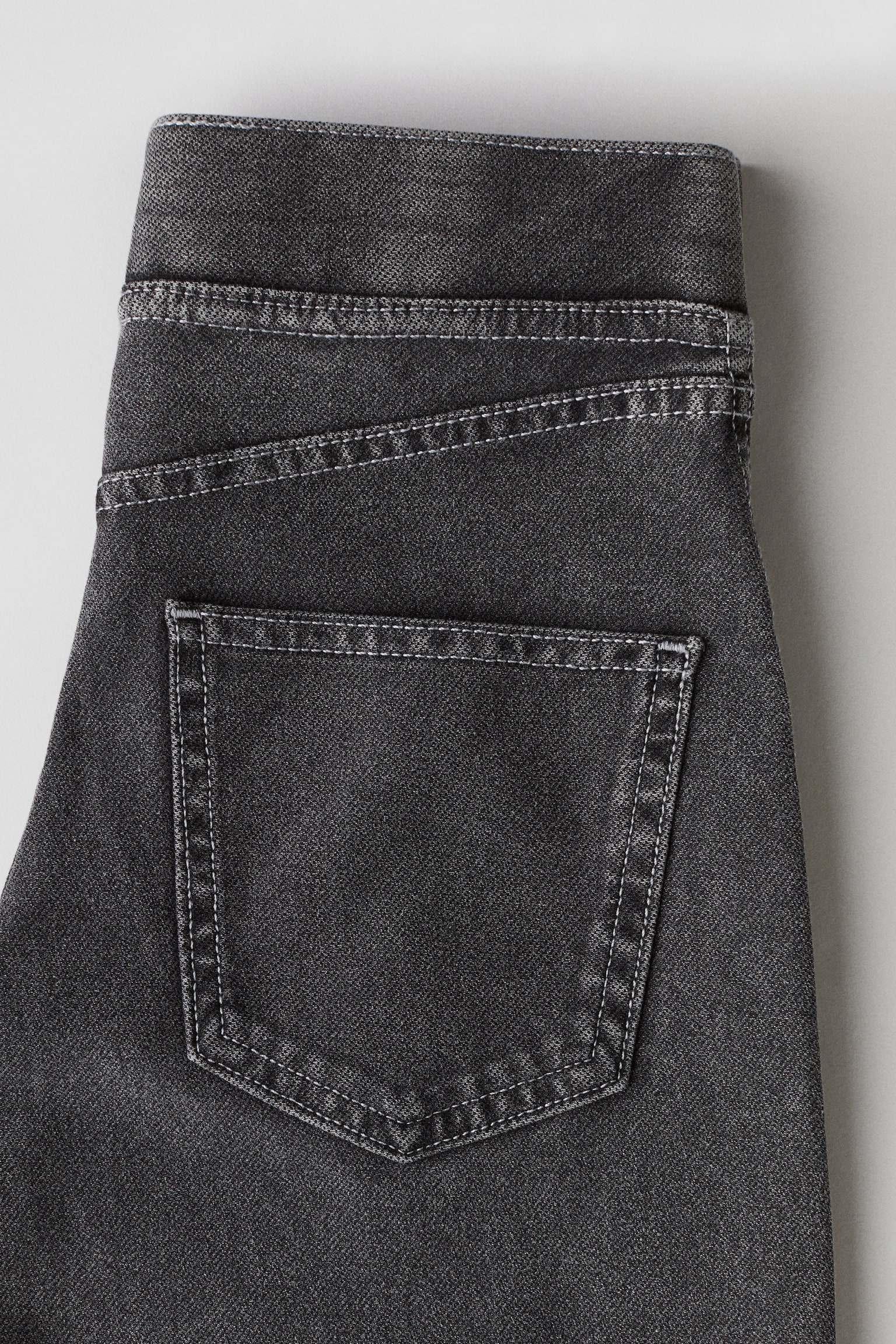 Wide denim-look trousers - Dark grey/Light grey/Stars - 2