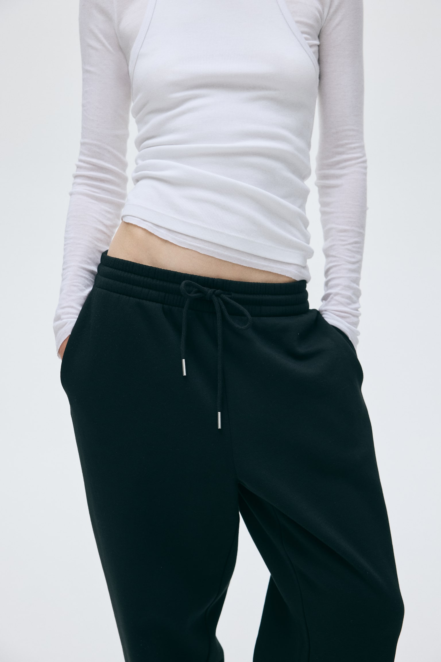 Женские брюки H&M Cotton-blend Sweatpants, цвет: Чёрный — фото 4