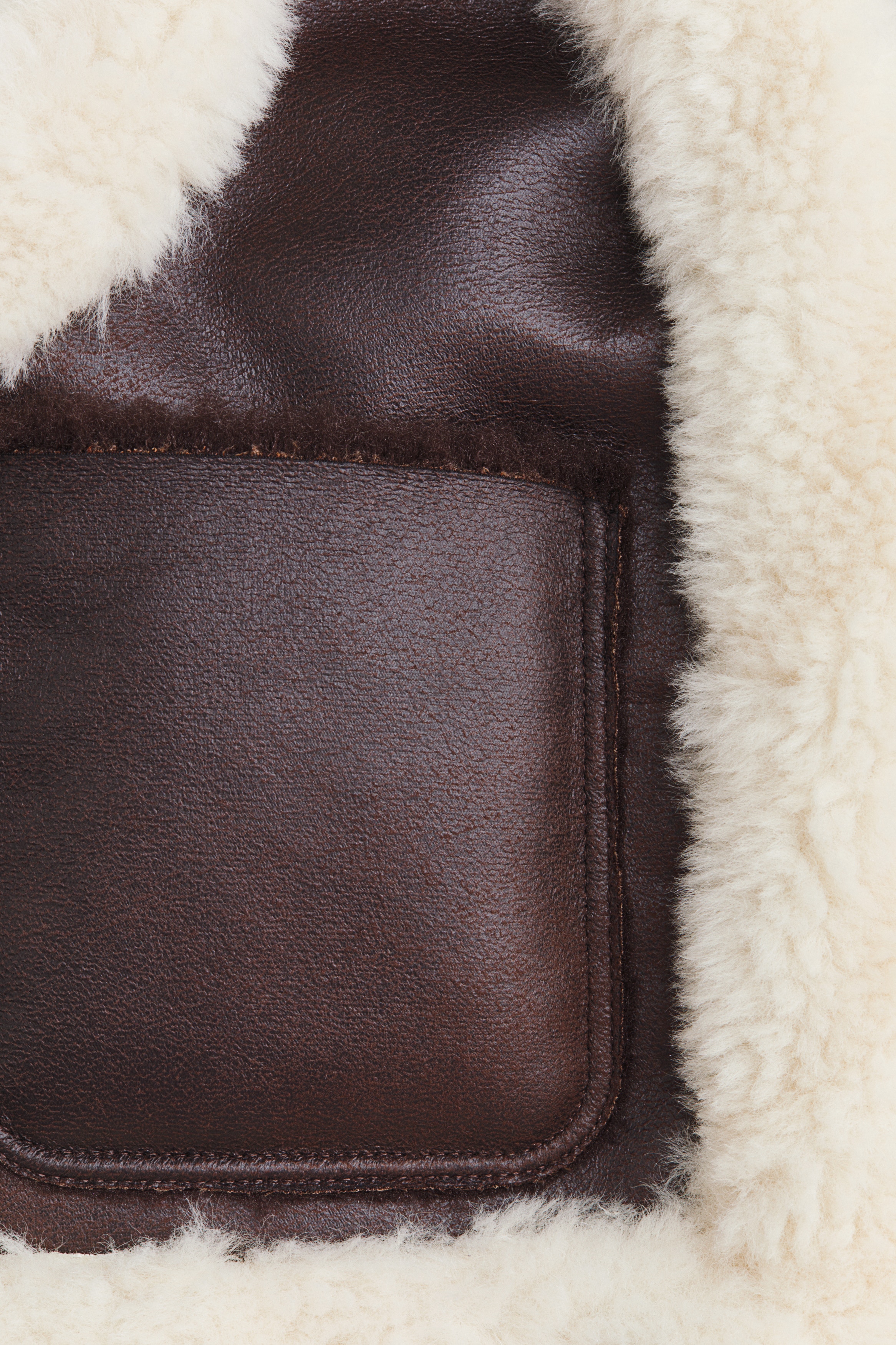 Fluffy-trimmed gilet