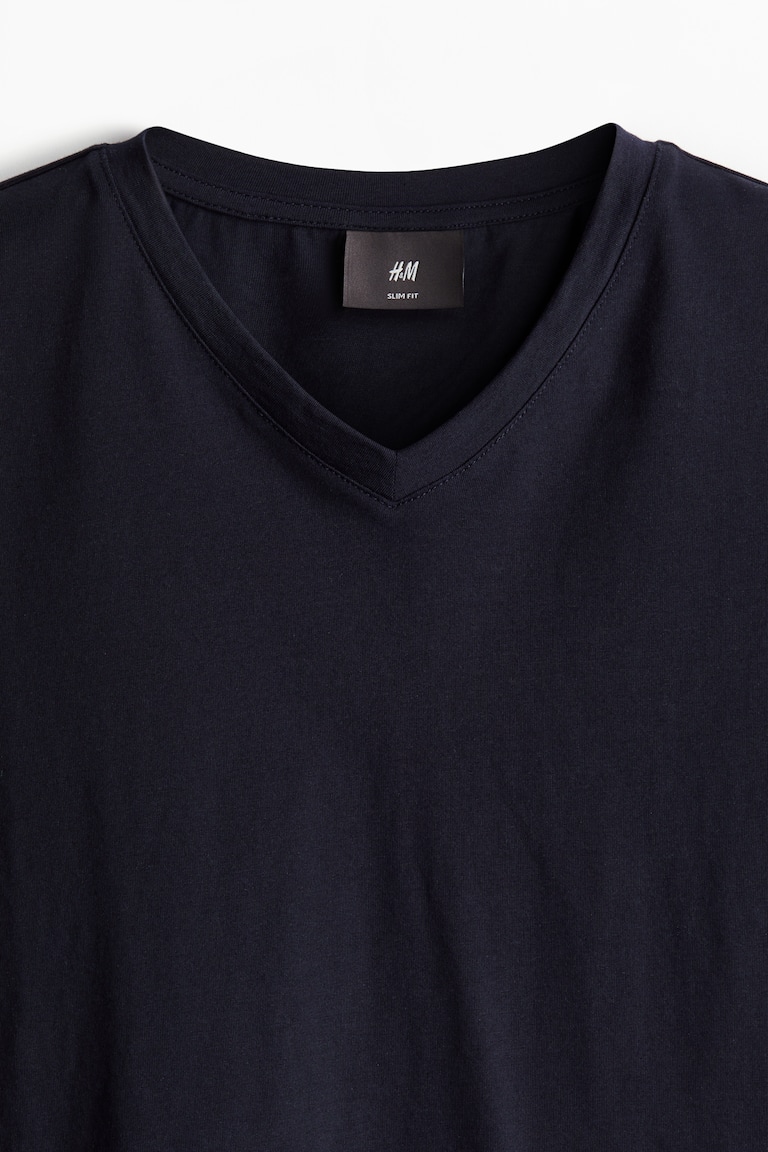 Muscle Fit V-neck T-shirt - Navy blue - Men | H&M US